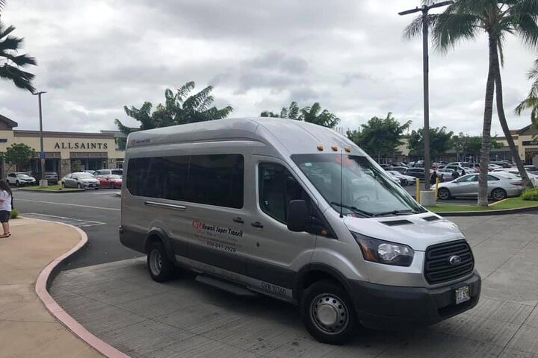 Waikiki Shuttle to Waikele Premium Outlets - Image 2