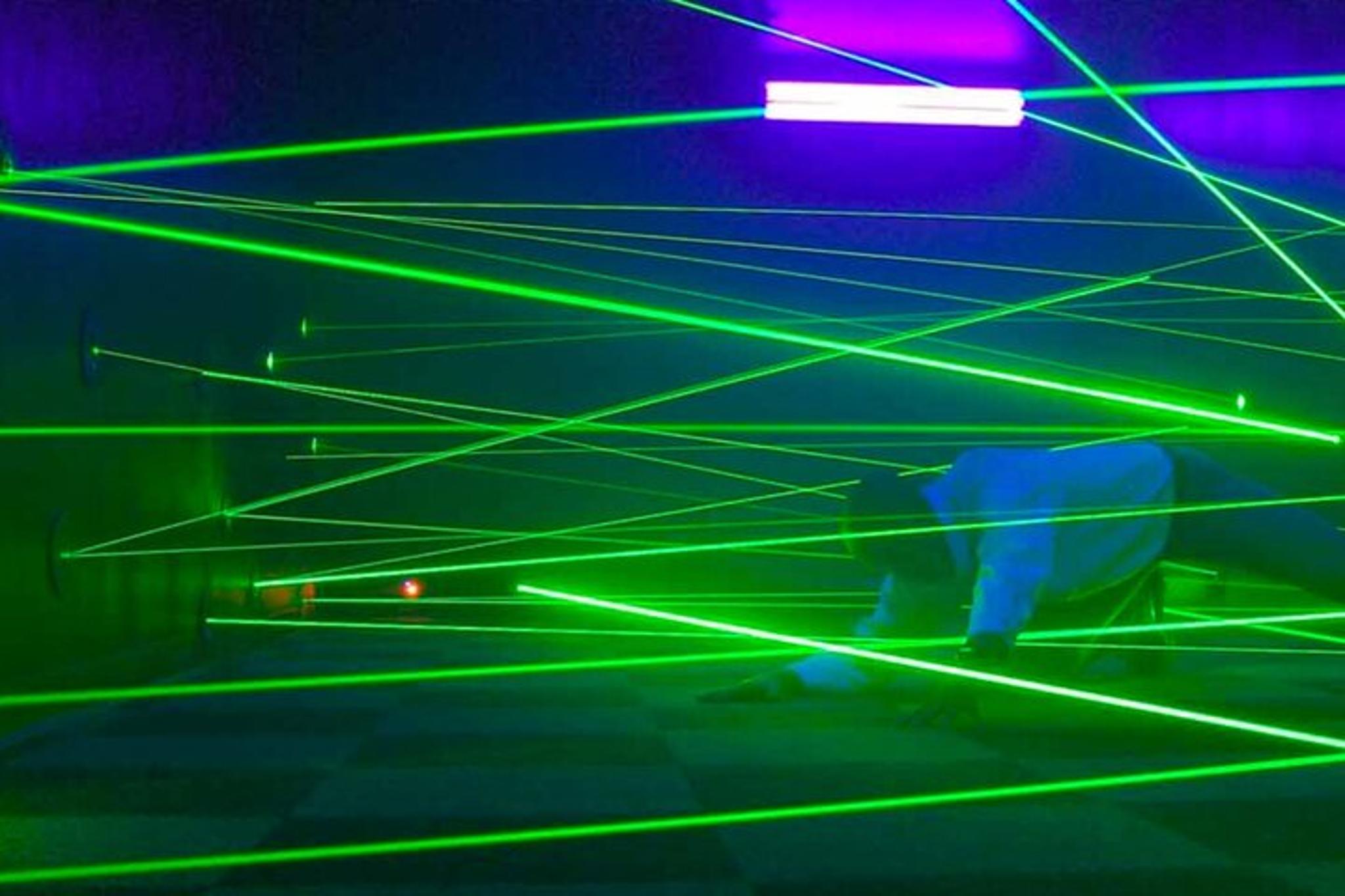 San Francisco Flyer, 7D Ride & Laser Maze Combo - Image 3