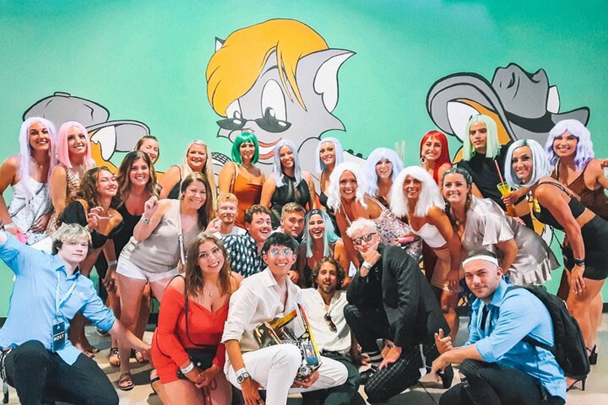 Las Vegas Fremont Street Bar Crawl - Image 4