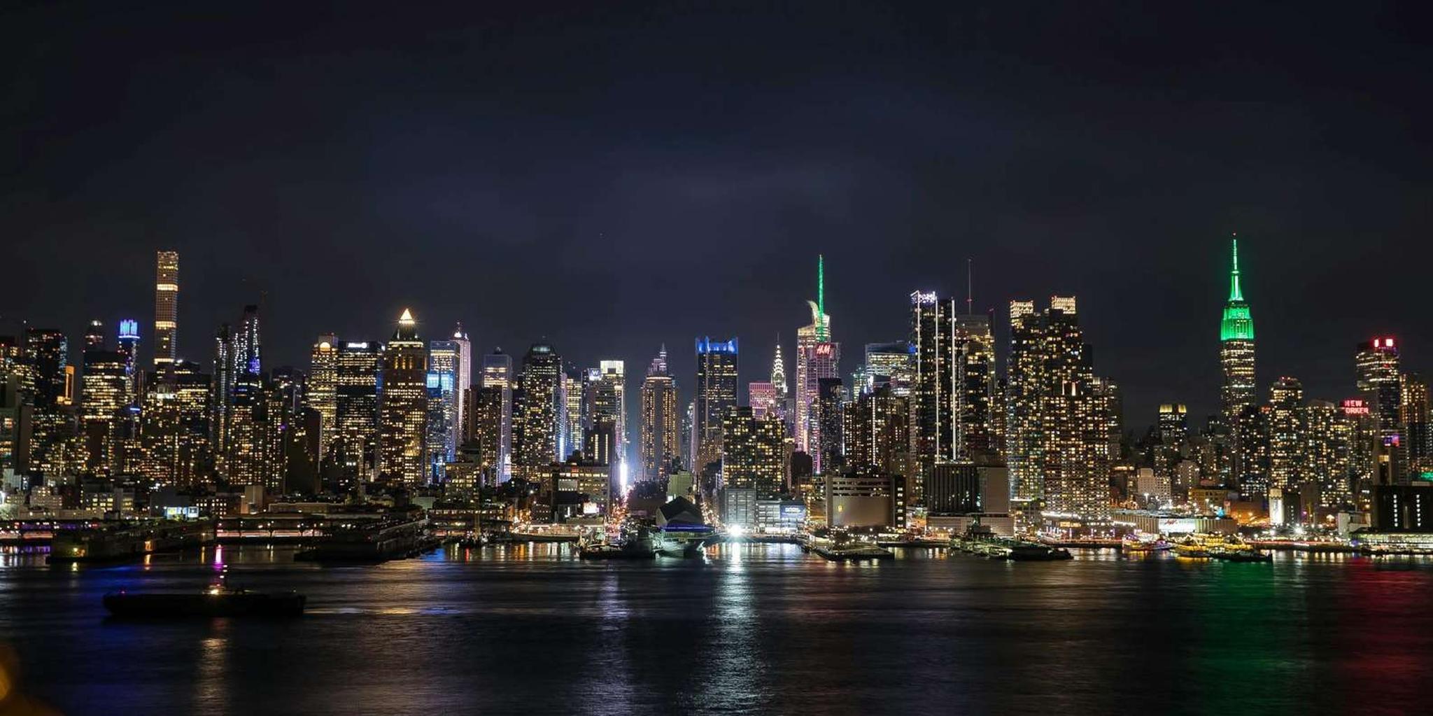 New York City Night Skyline Bus Tour - Image 5