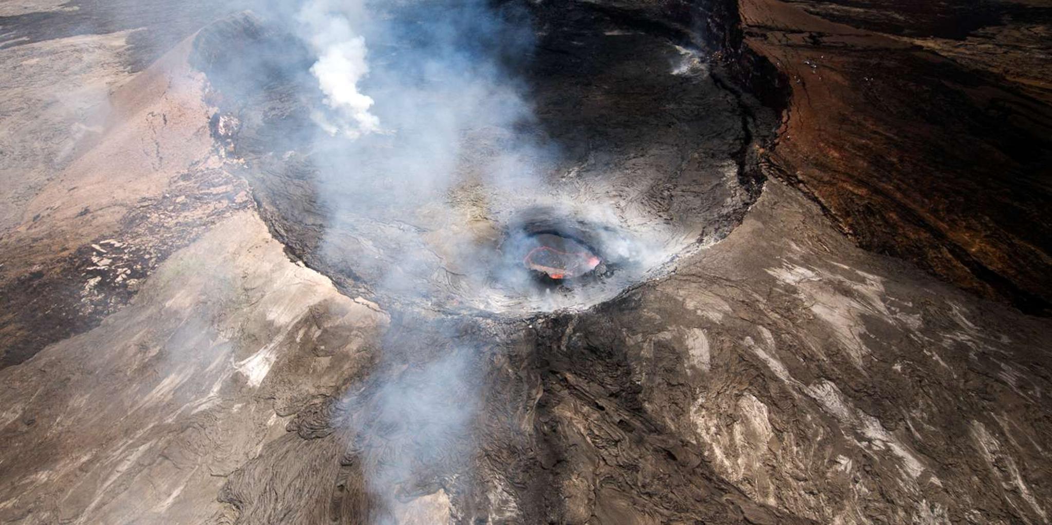 Hilo Helicopter Tour of Volcanoes National Park - Image 4