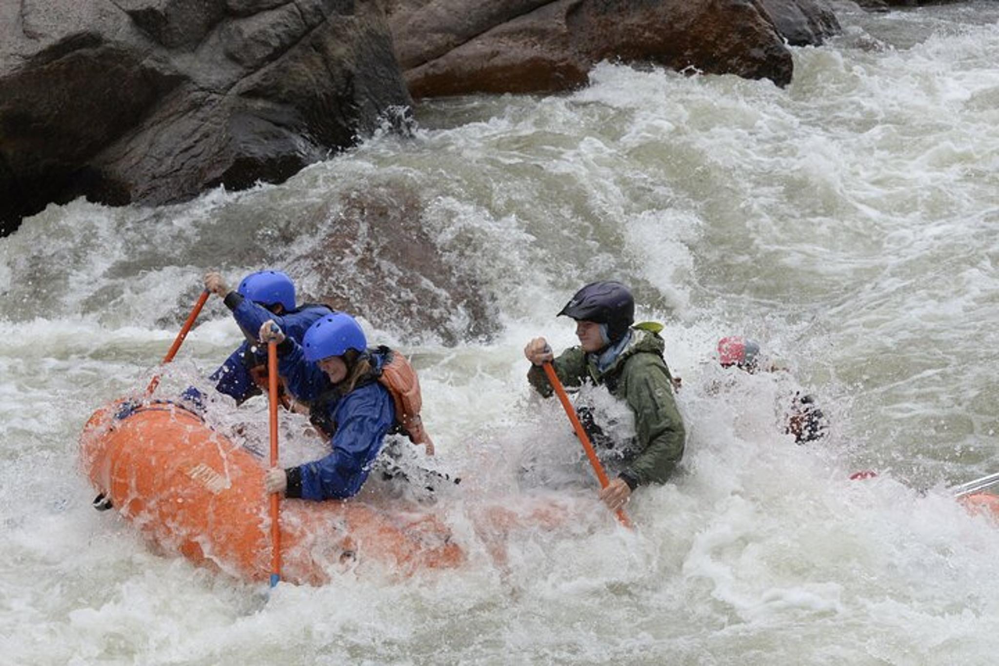 Royal Gorge Rafting Trip - Image 6