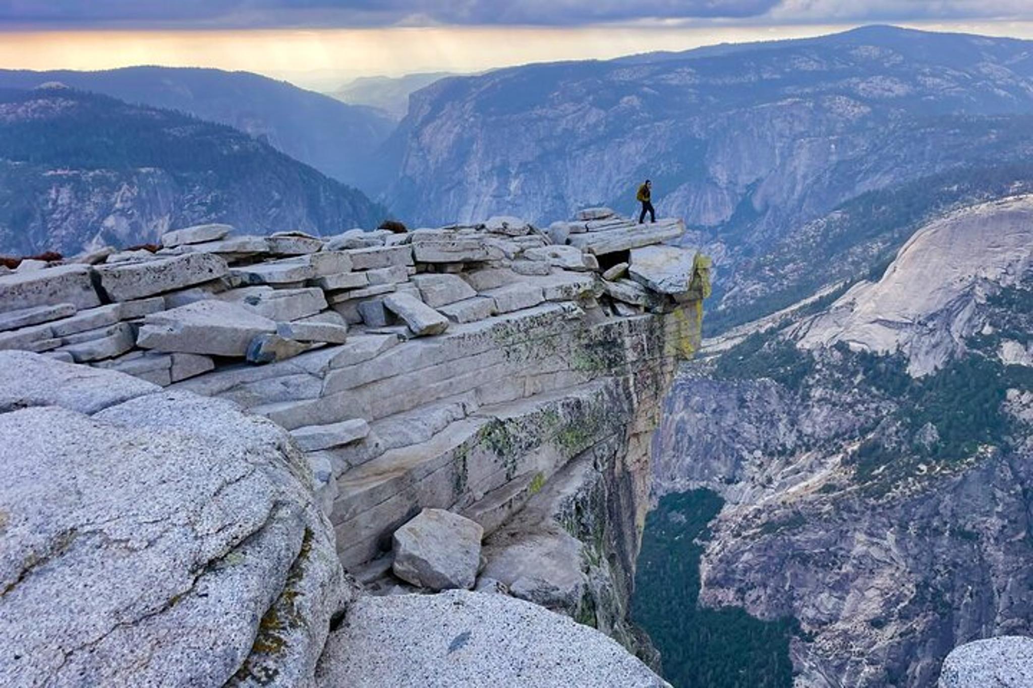 Yosemite Half Dome Hiking Adventure - Image 5