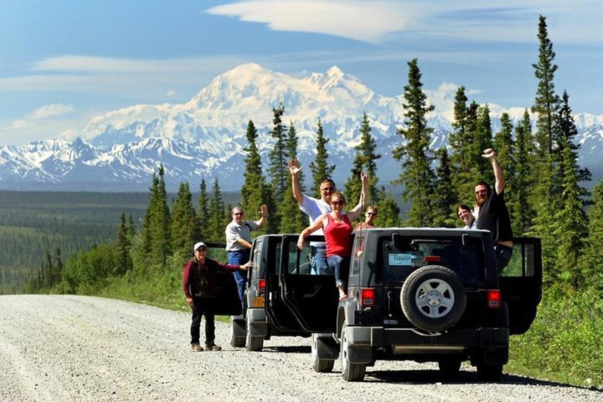 Denali Jeep Excursion - Image 2