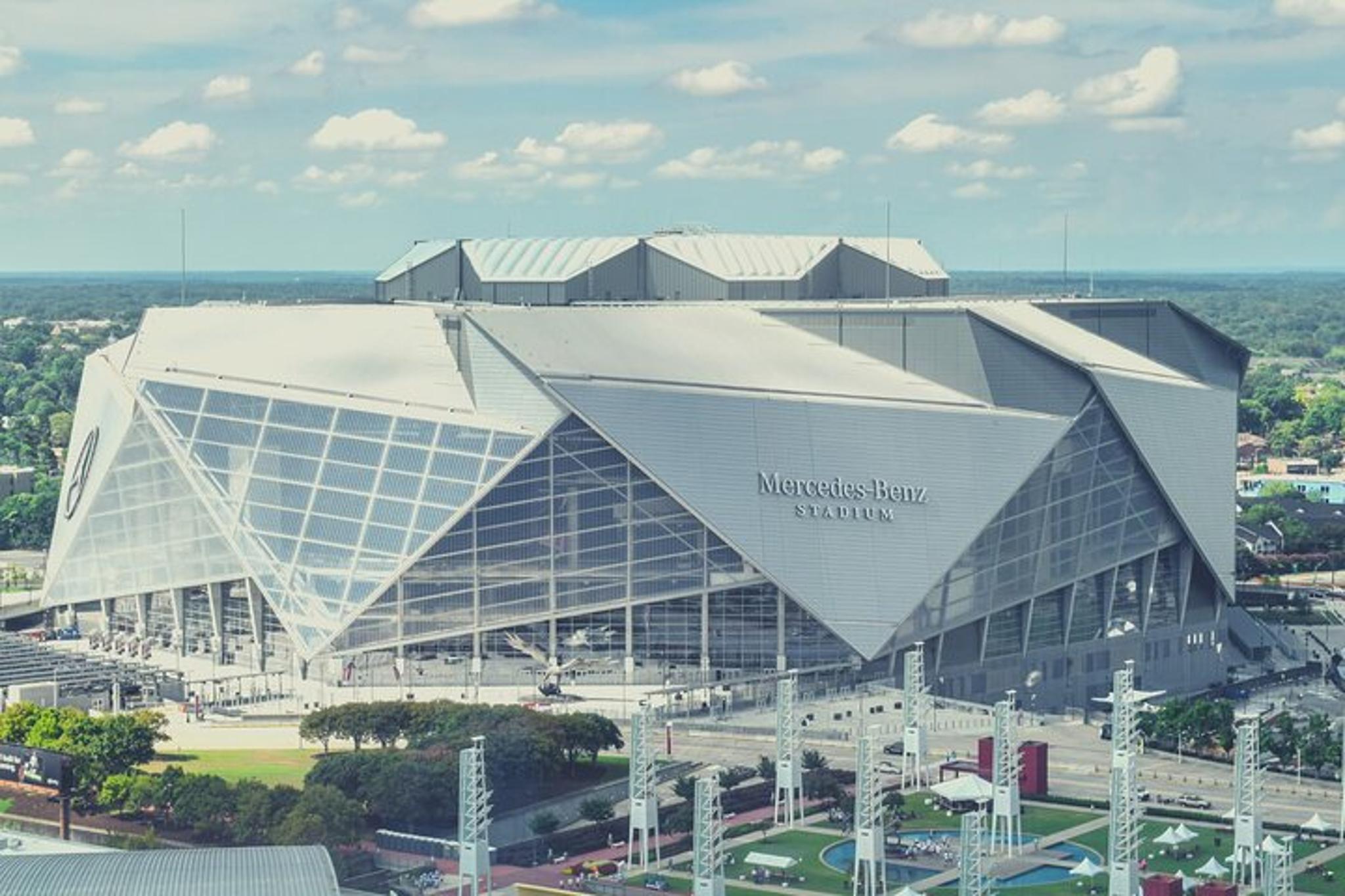 Atlanta Falcons Football Game at Mercedes Benz Stadium - Image 2