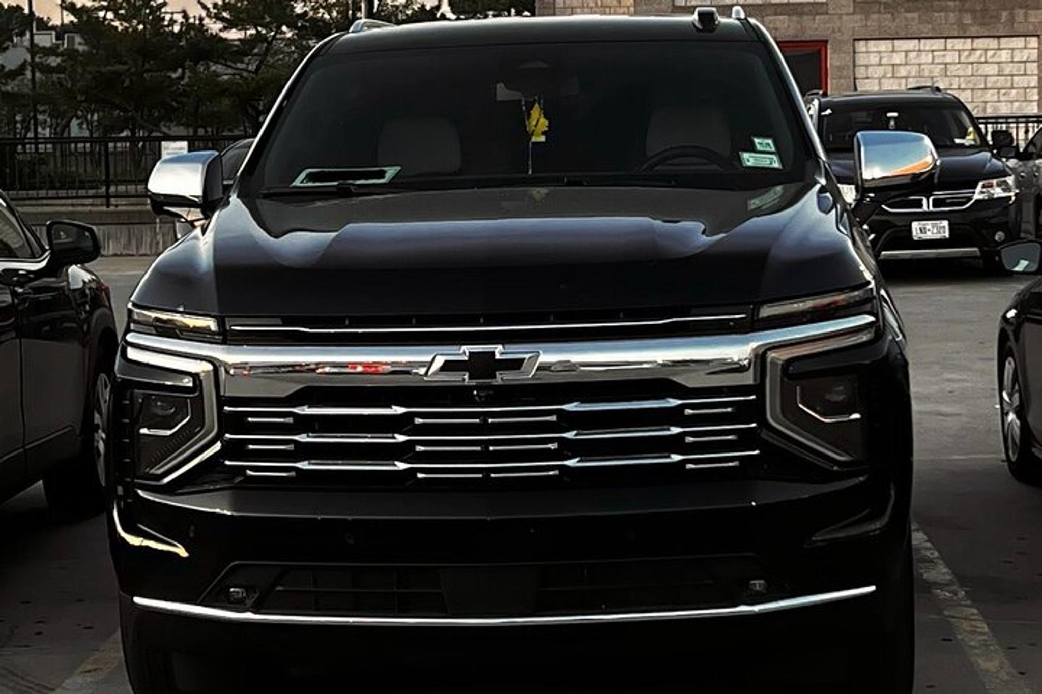 NYC Private Airport Transfer with SUV or Sedan - Image 4