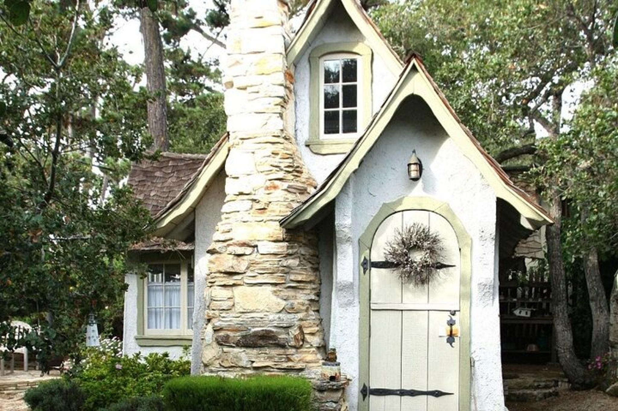 Carmel-by-the-Sea Walking Tour - Image 2