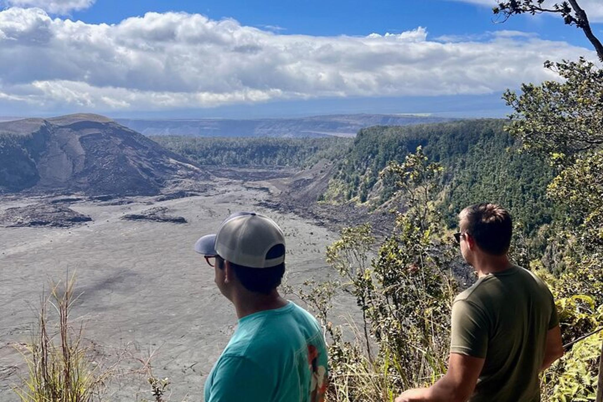 Big Island Volcano, Waterfalls & Coffee Tour - Image 3