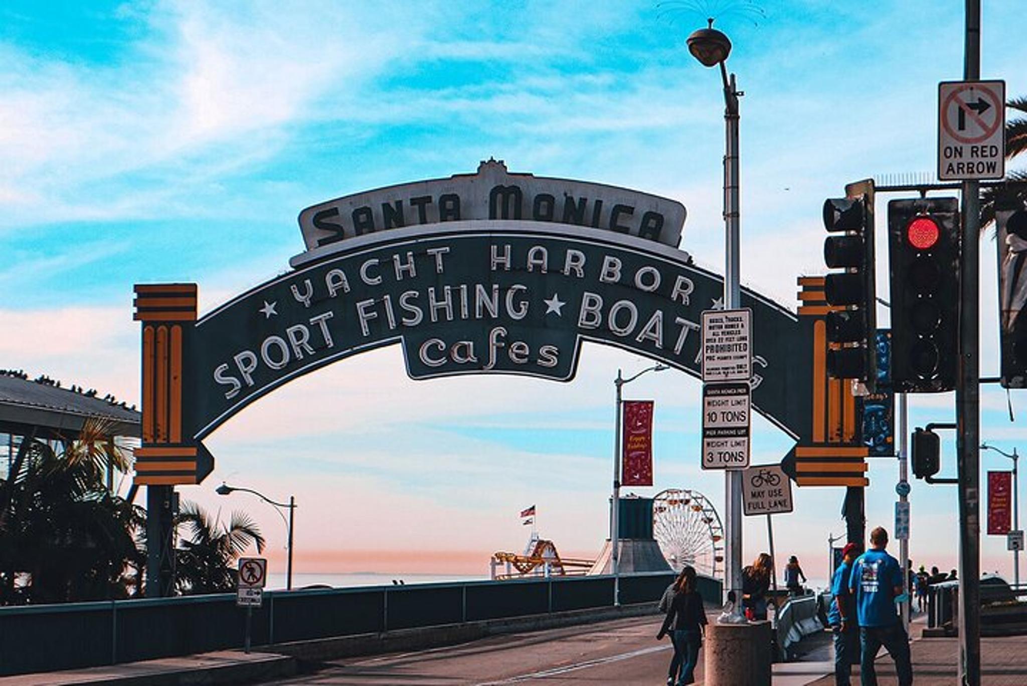 Los Angeles Hollywood and Santa Monica Tour - Image 1