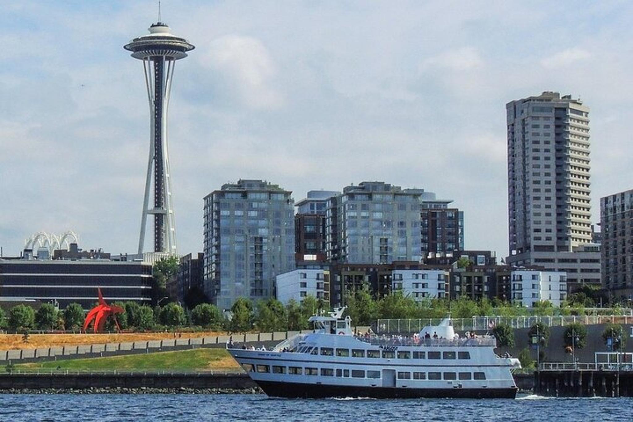 Seattle Small Group Tour with Space Needle and Harbor Cruise - Image 5