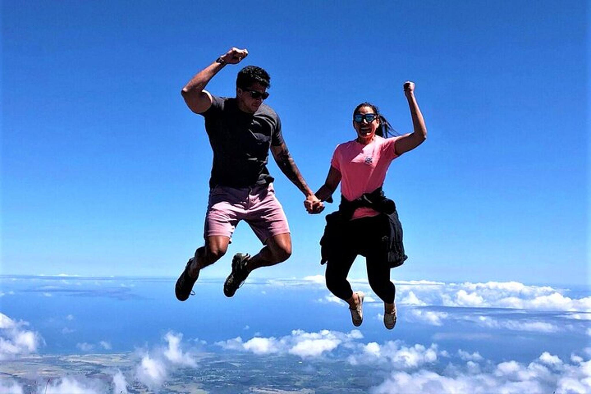 Maui Haleakala Sunrise Guided Bike Tour - Image 5
