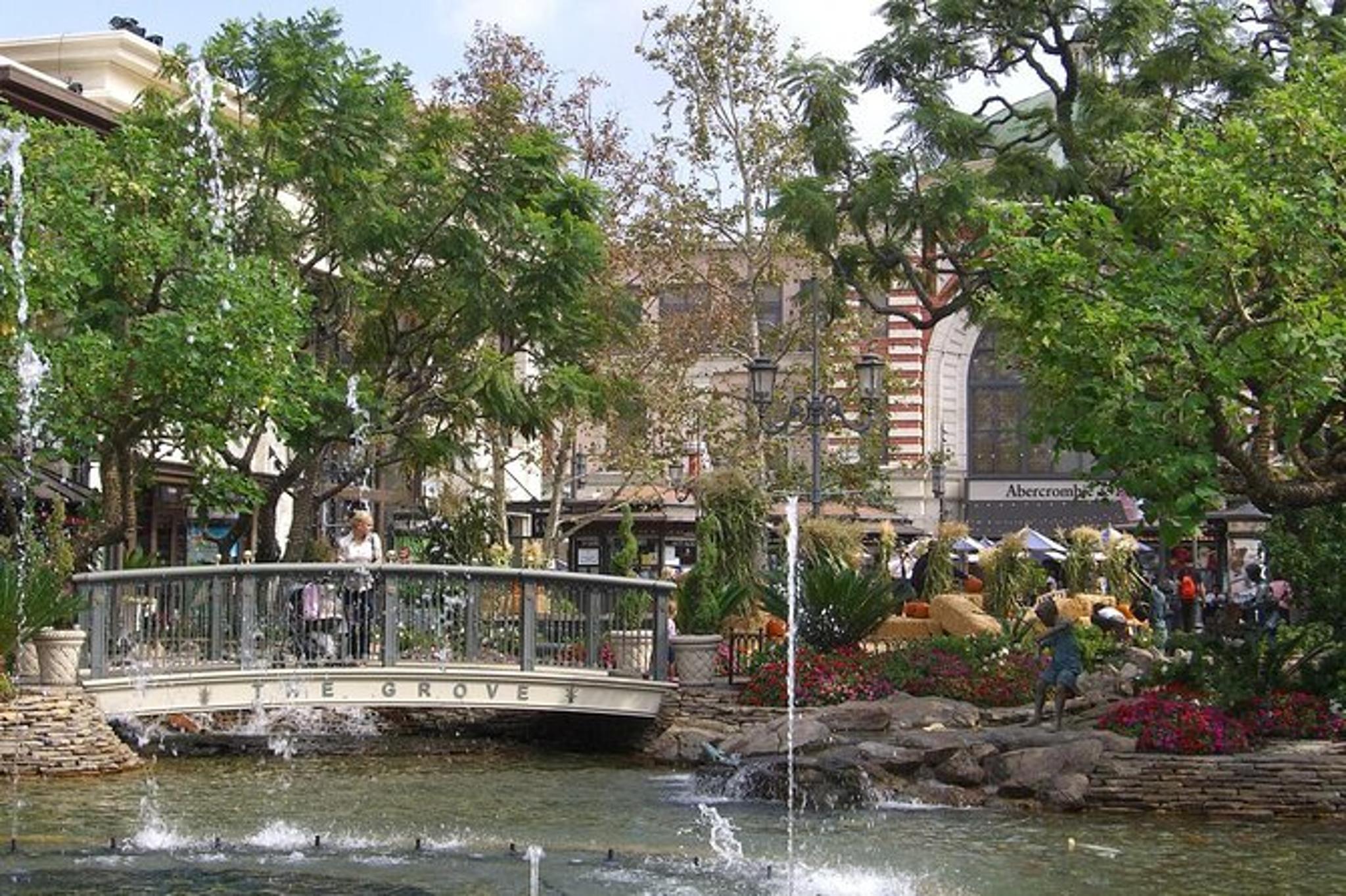 Los Angeles Private Tour for Up to 7 Passengers - Image 5