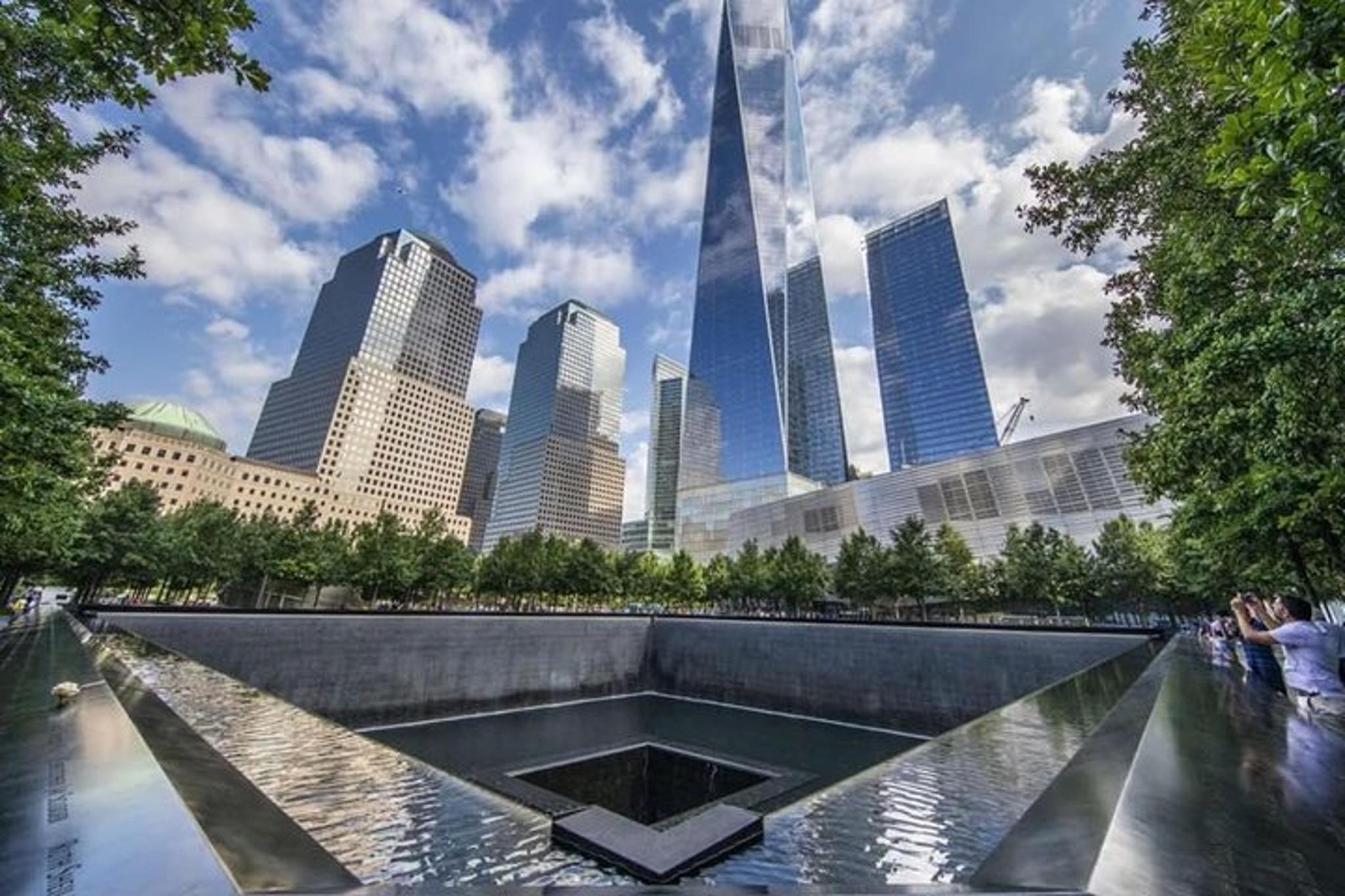 New York City 9/11 Memorial and Wall Street Tour