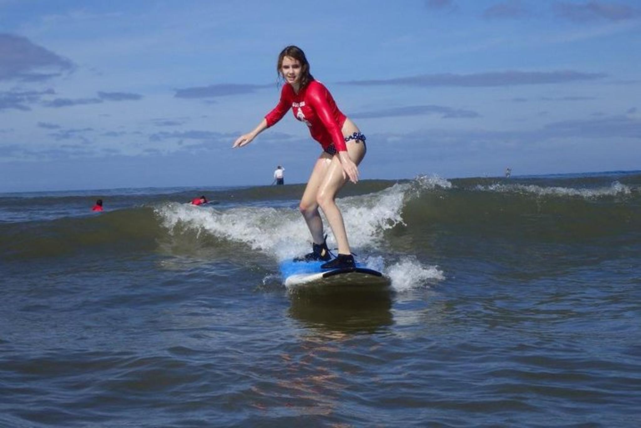 Kihei Surf Lesson at Kalama Beach 2 hr - Image 2