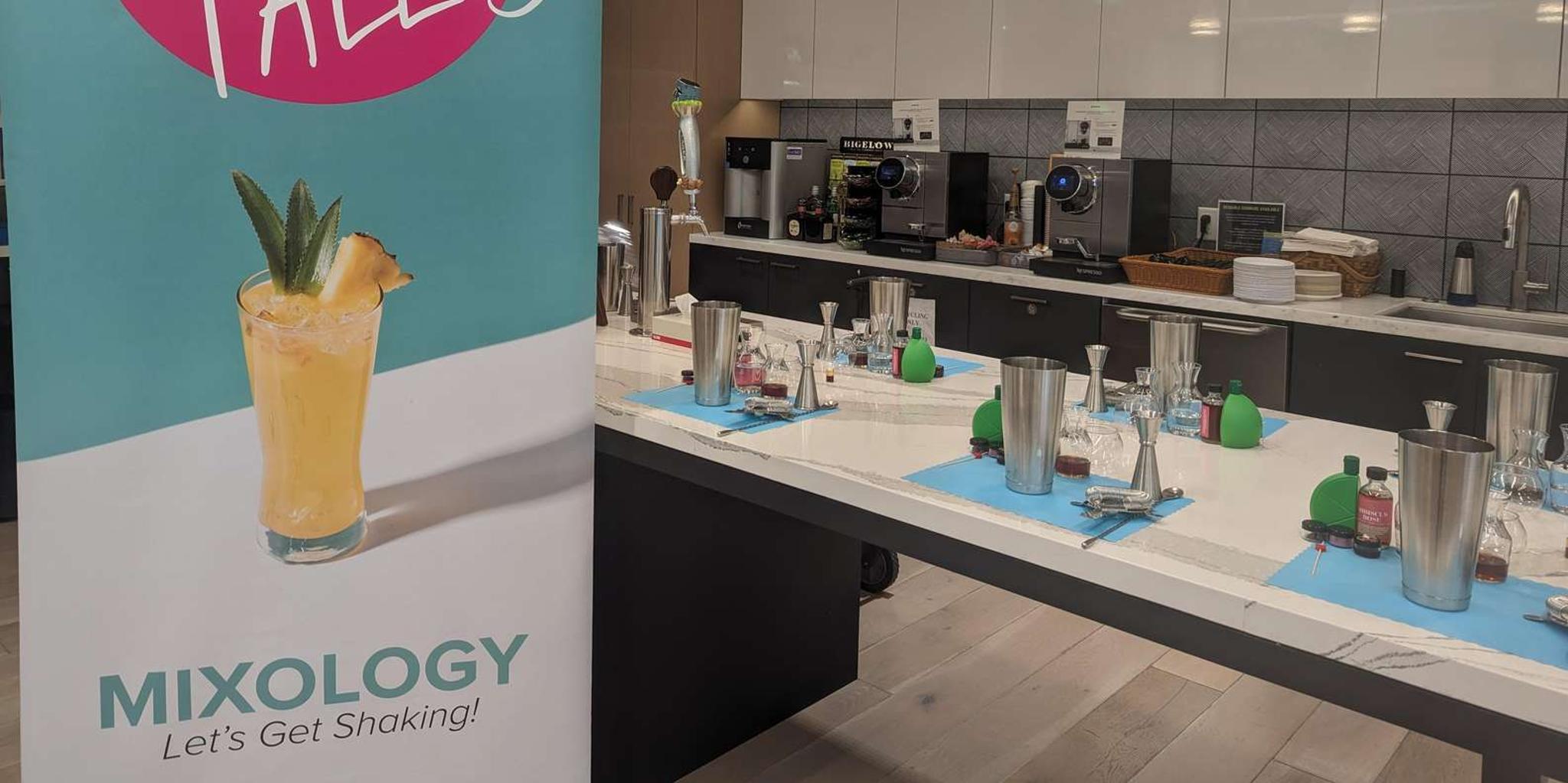 Los Angeles Cocktail-Making Class with Mixologist 1.5 hr - Image 3