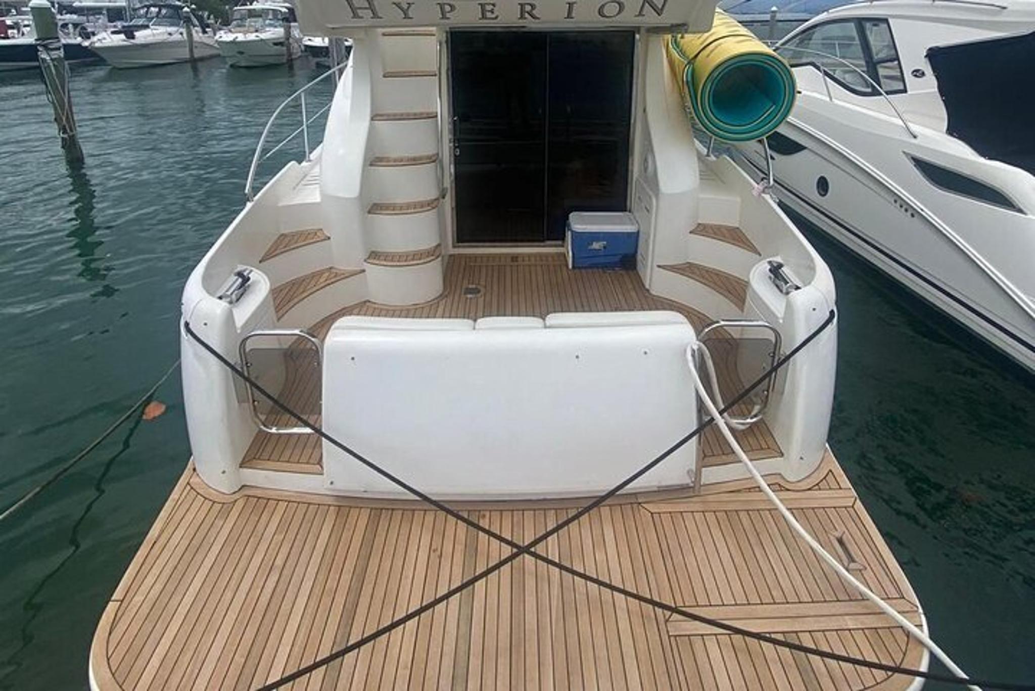 Miami Yacht Rental 3 to 6 Hours - Image 4