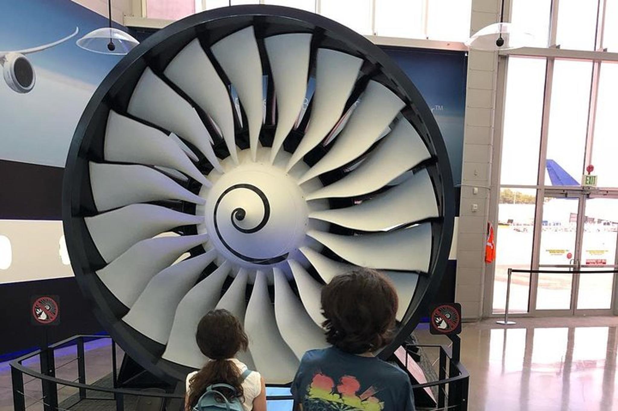 Seattle Boeing Factory Private Tour - Image 6