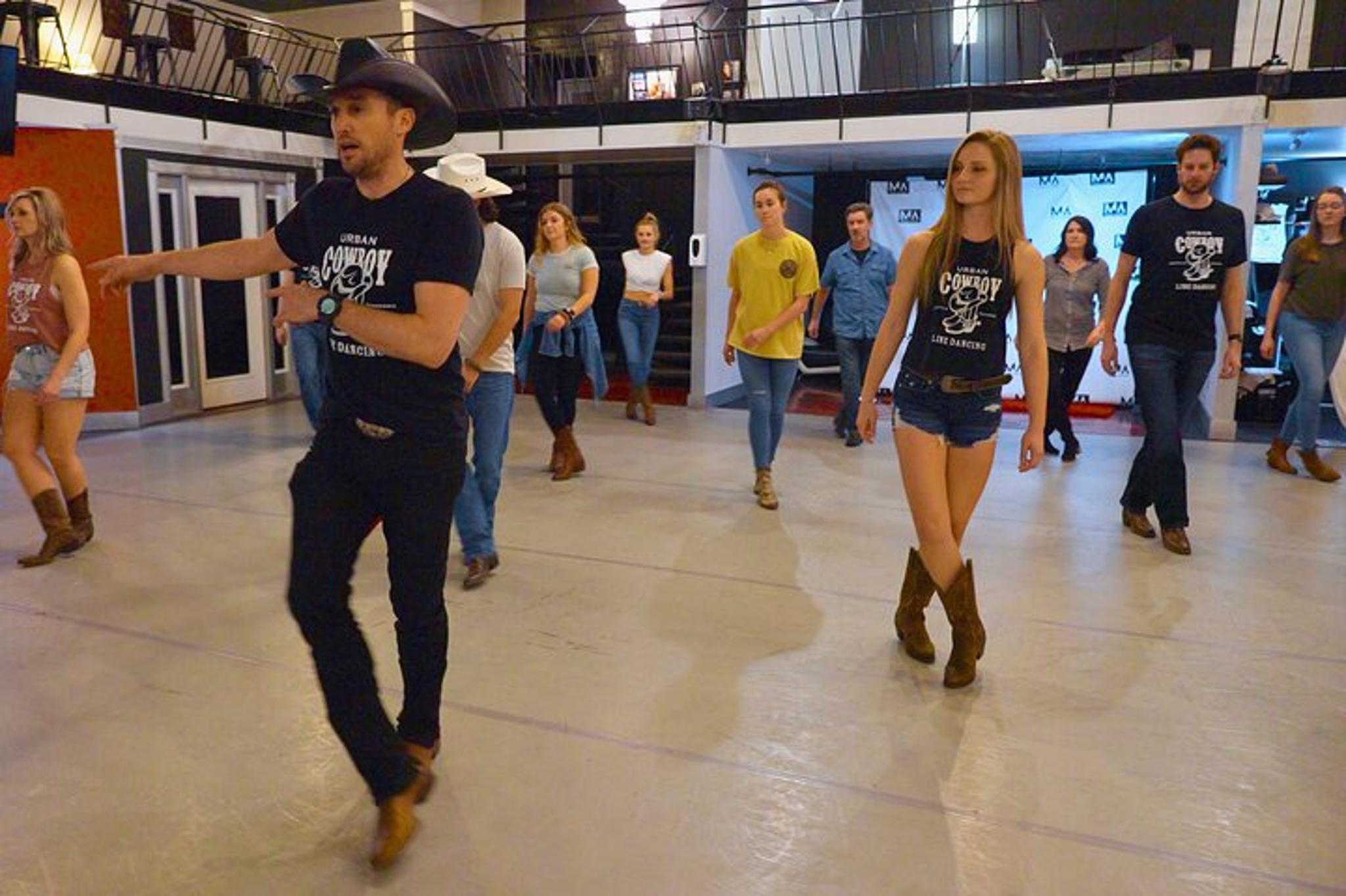 Nashville Line Dance Class - Image 2