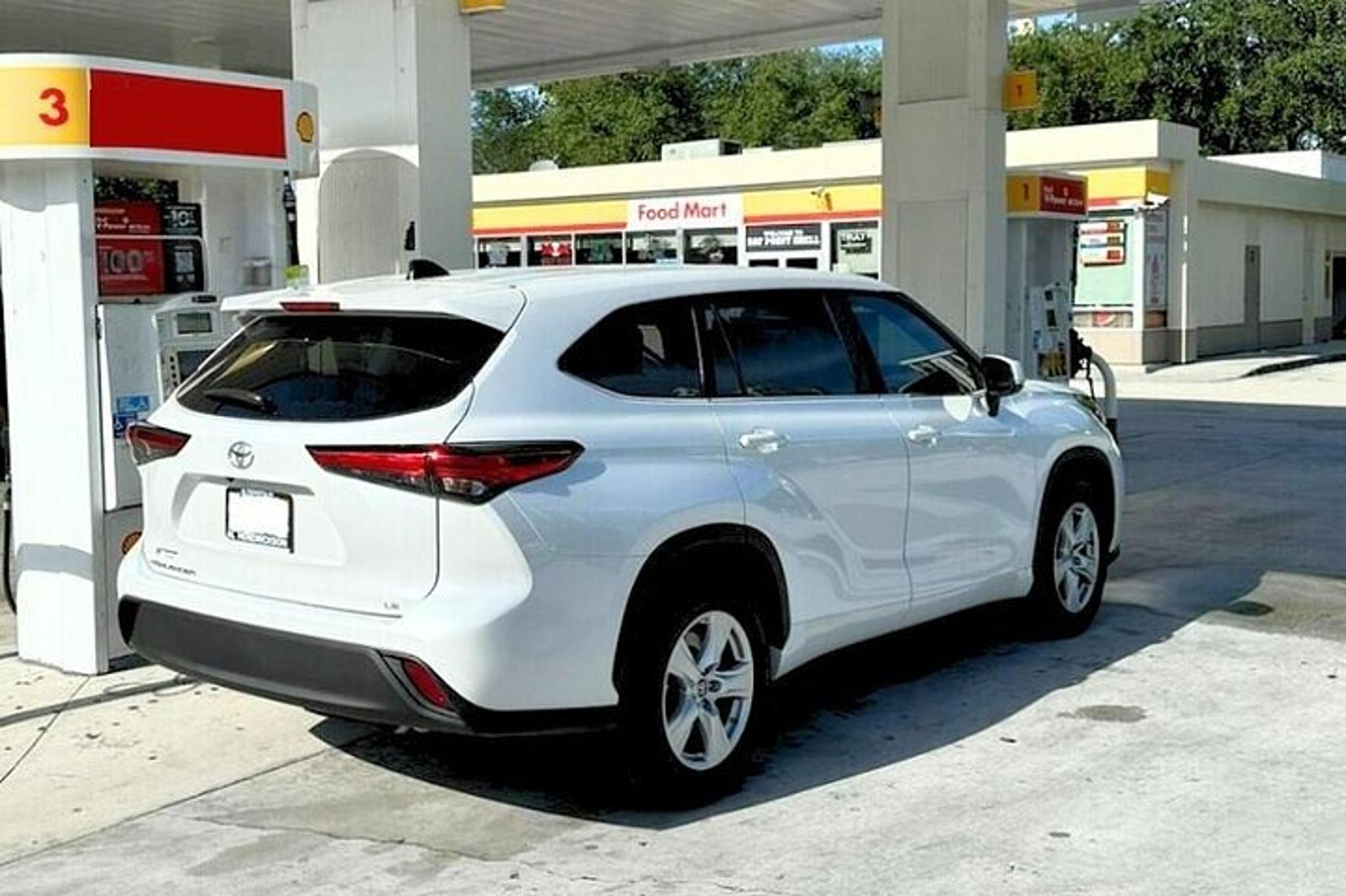 New York Private Airport Transfer - Image 2