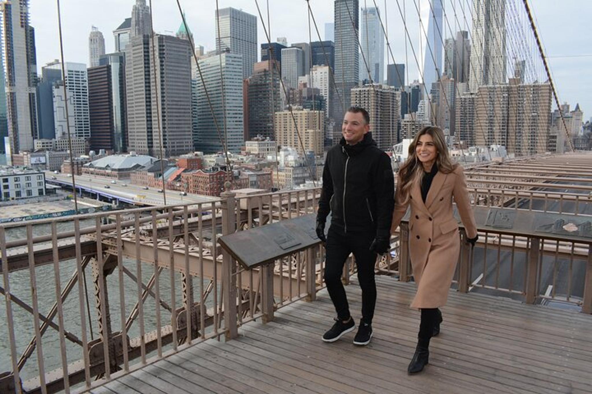 Brooklyn Bridge & DUMBO Photoshoot - Image 4