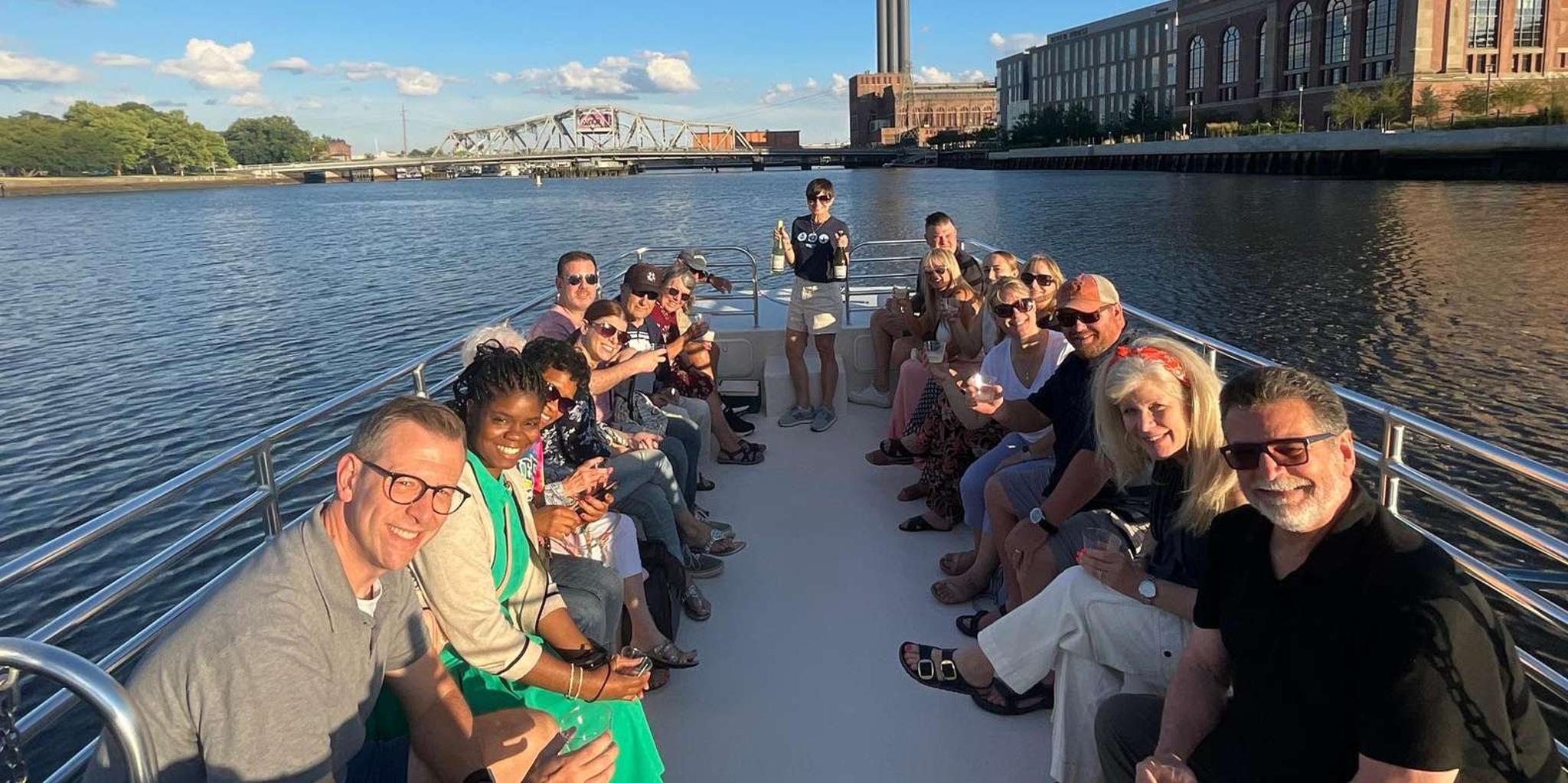 Providence Cruise with Wine and Prosecco - Image 3