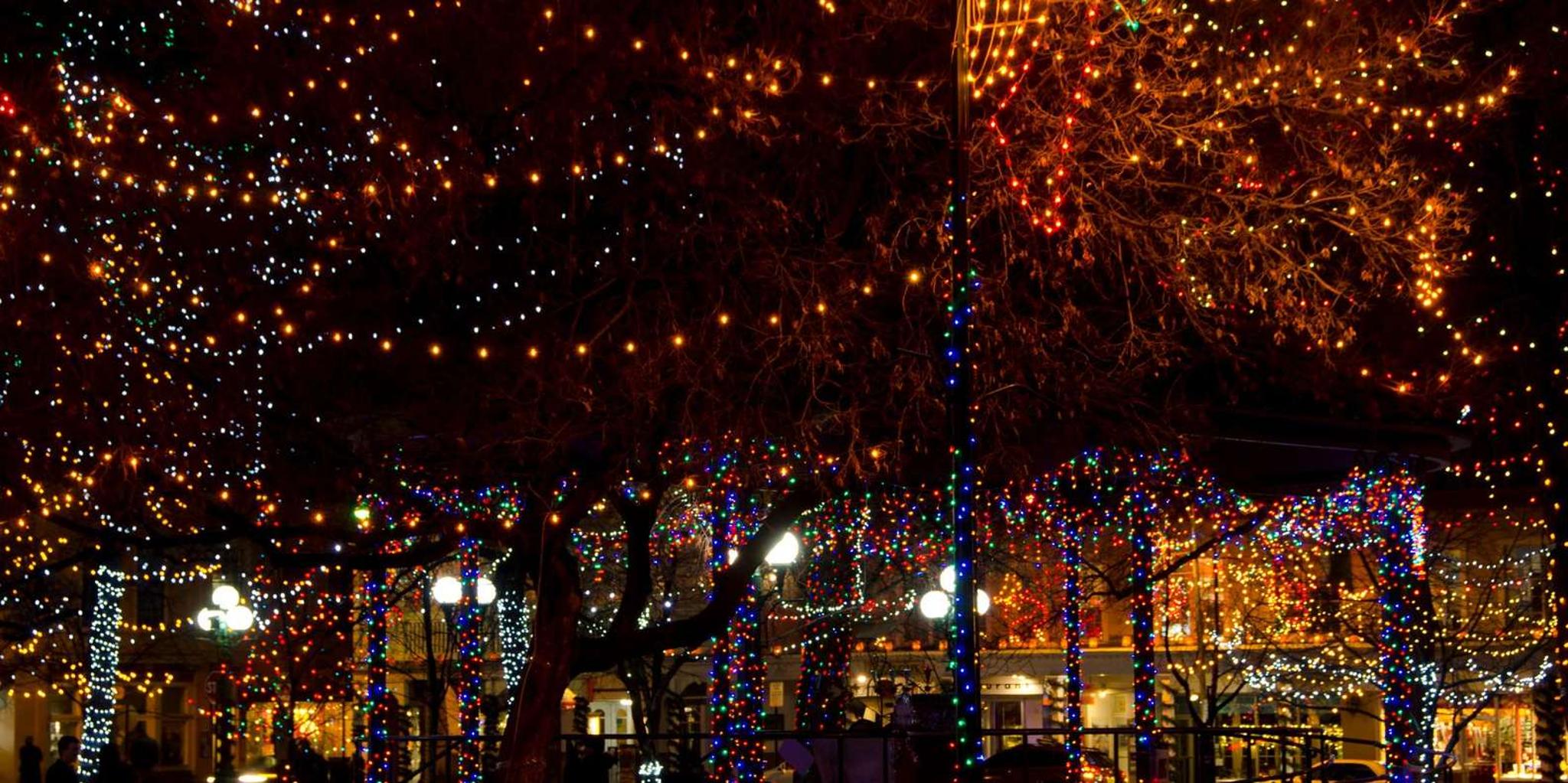 Santa Fe Enchanted Christmas Stroll - Image 6