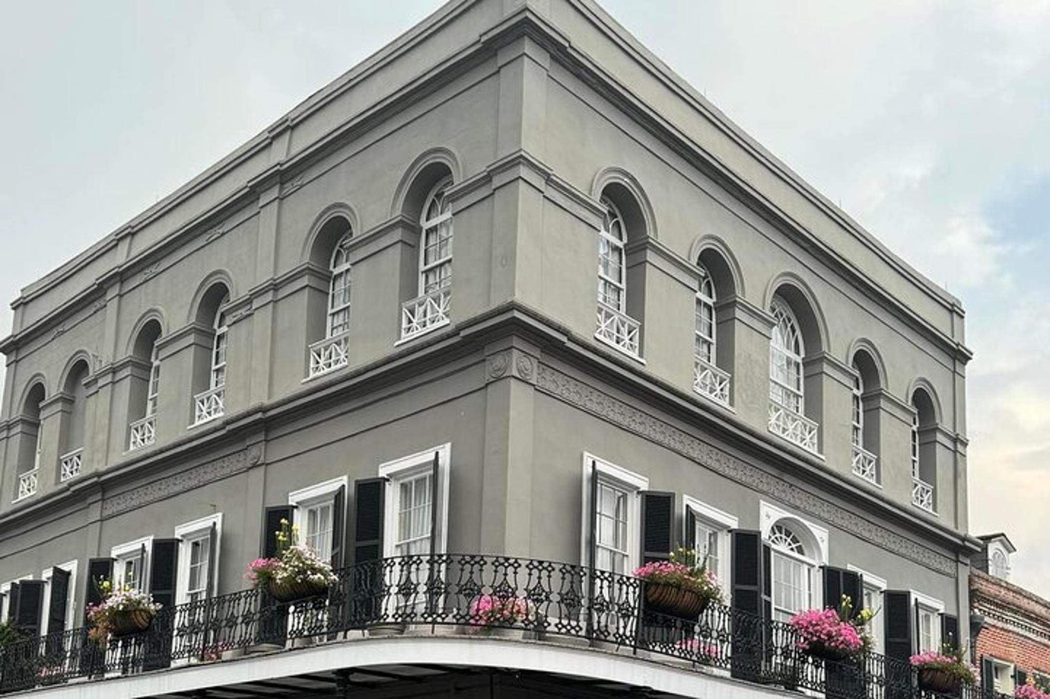 New Orleans Haunts and Horrors Private Tour 2 hr - Image 4