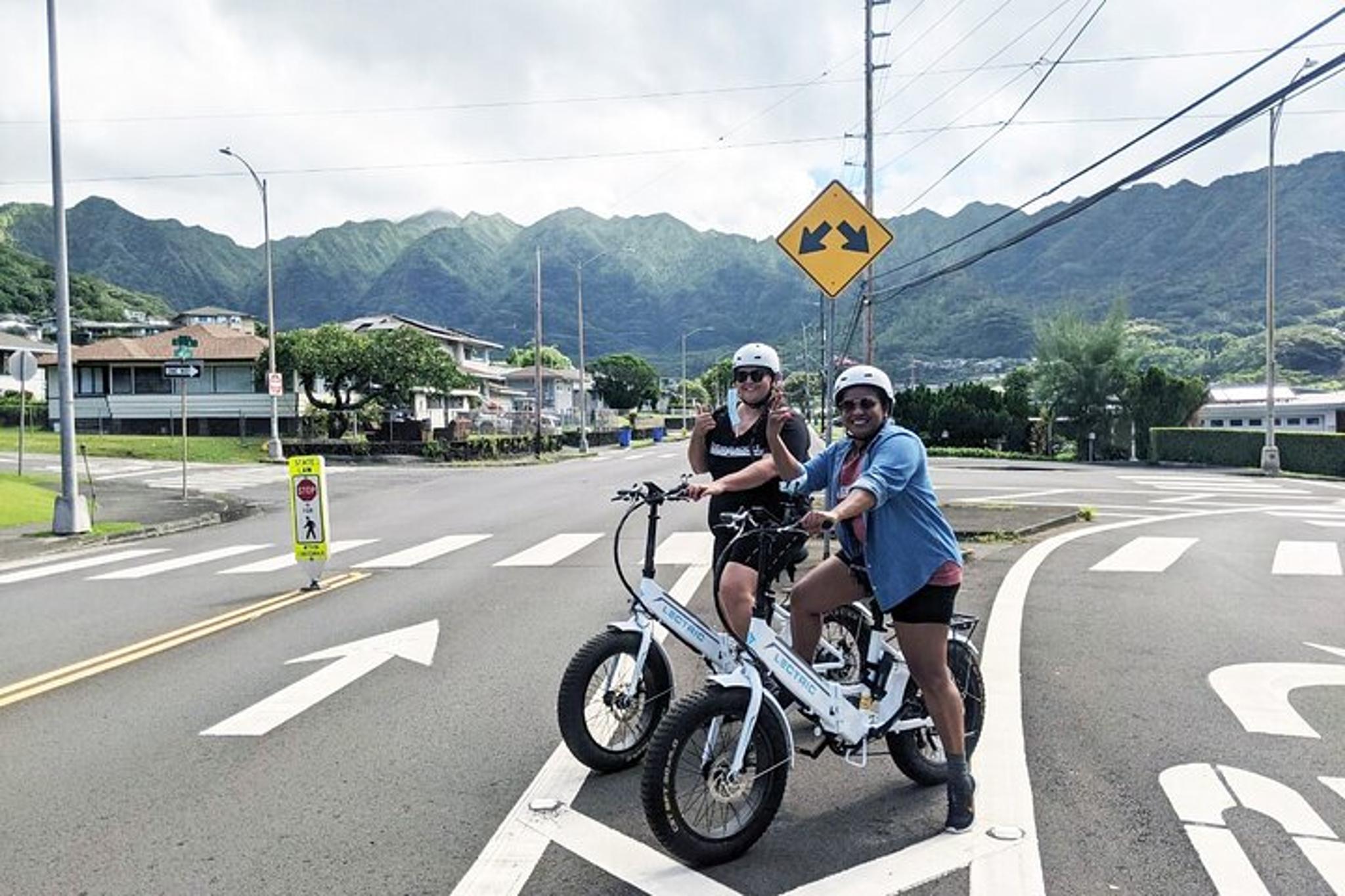 Honolulu Electric Bike Ride and Manoa Falls Hike - Image 2