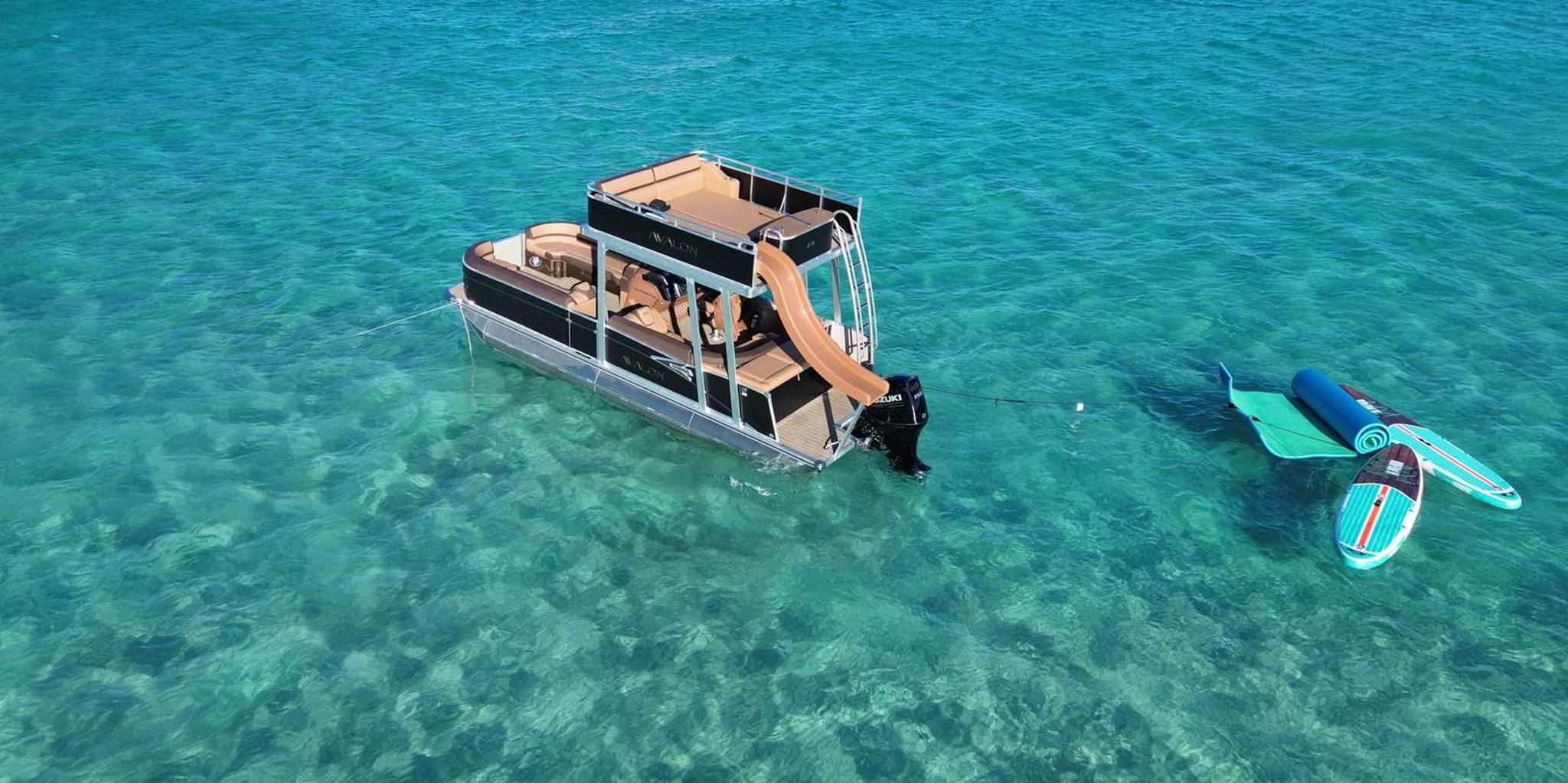 Fort Walton Beach Pontoon Charter with Slide 4 hr