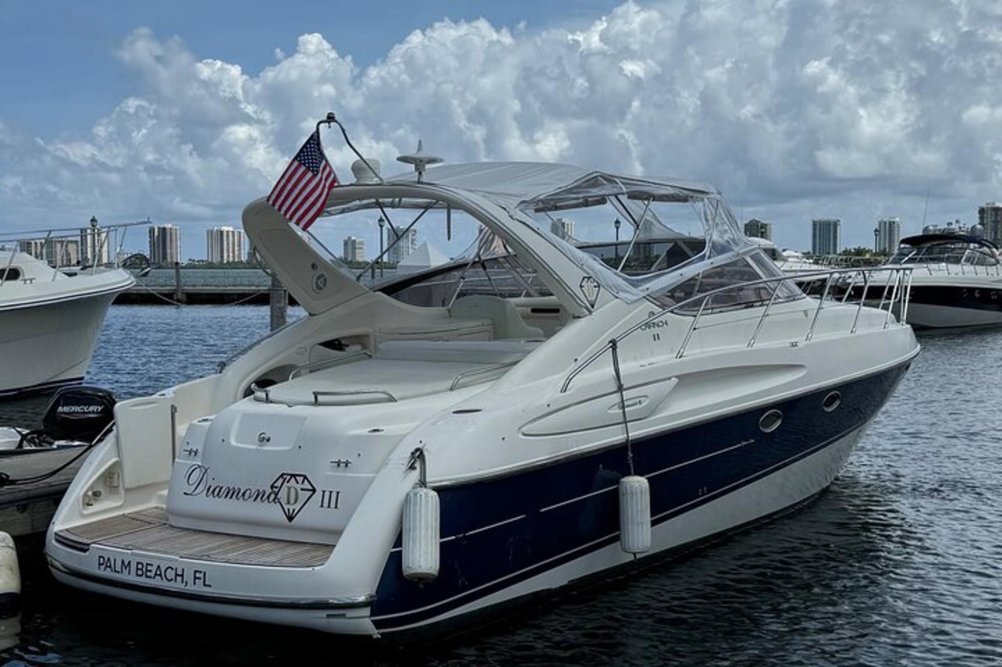 Palm Beach Boat Tour with Captain 4 hr - Image 2