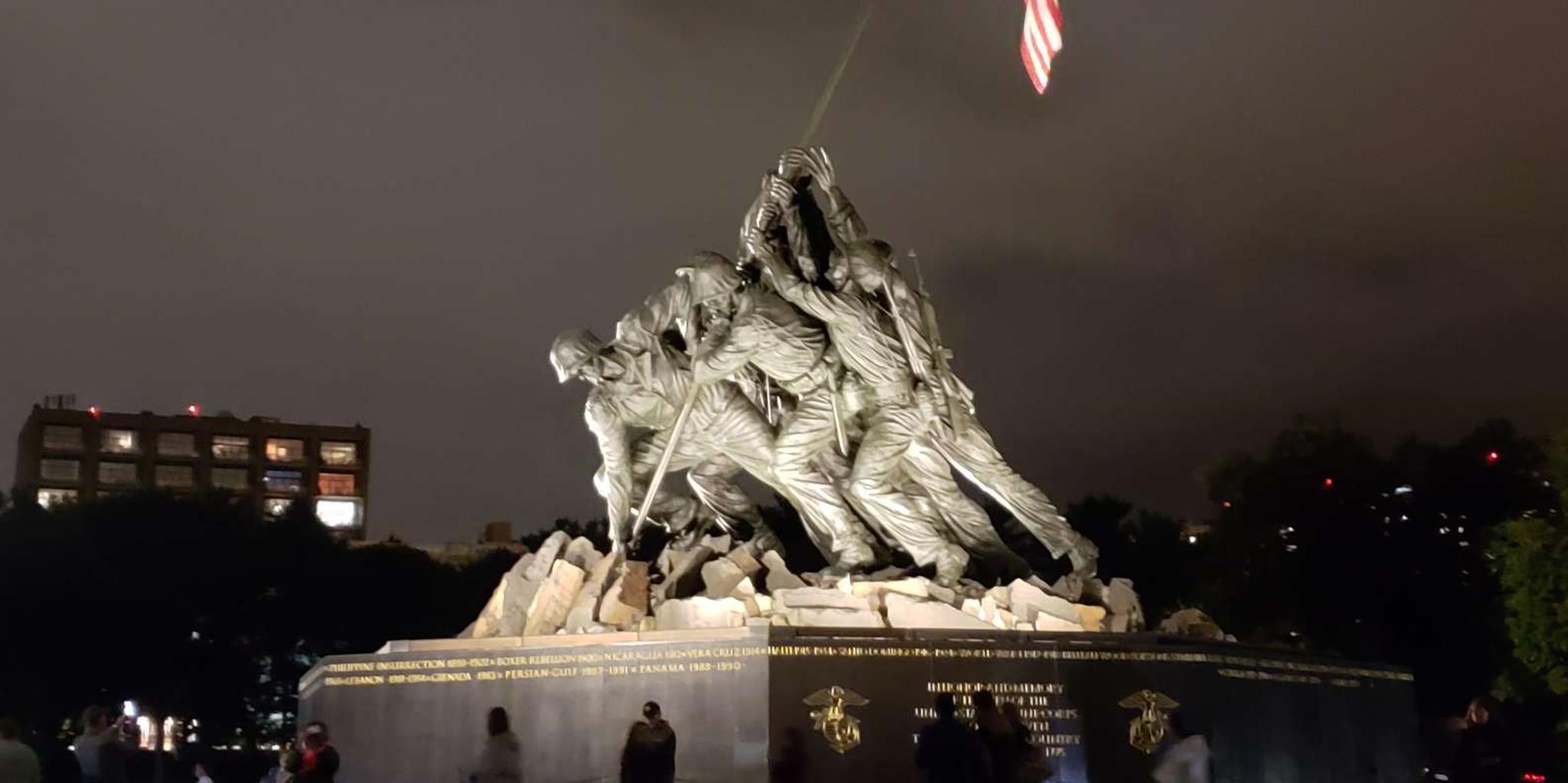Washington DC Monuments Nighttime Trolley Tour - Image 2