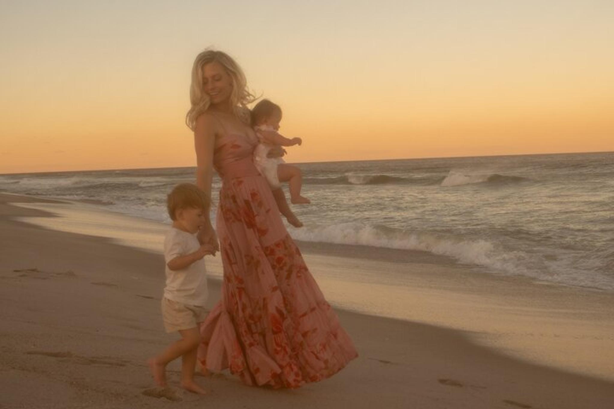 Kauai Beach Photography Session - Image 4