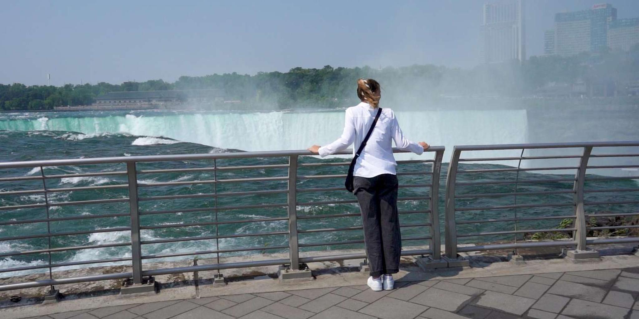 Niagara Falls Cave of the Winds & Maid of the Mist Tour - Image 6