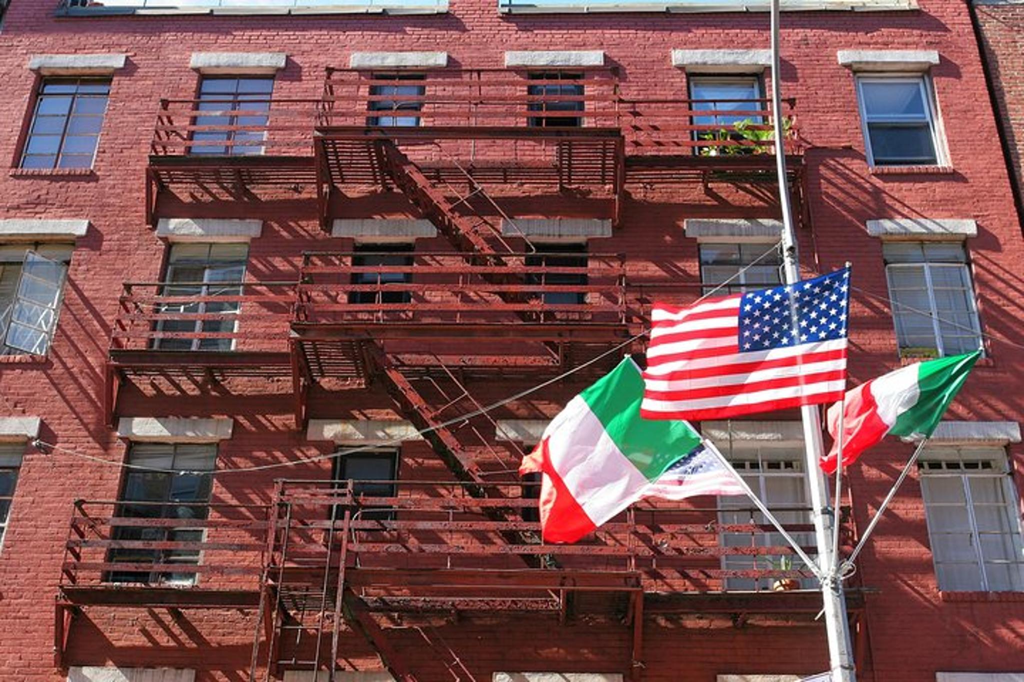 New York Neighborhoods Walking Tour: SoHo, Chinatown, Little Italy - Image 2