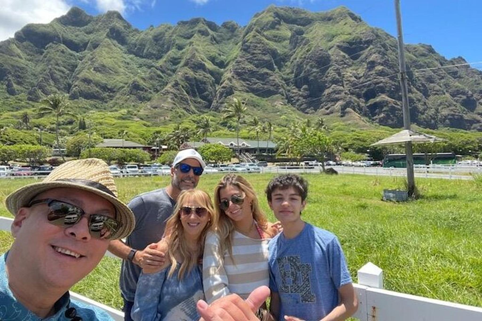 Honolulu Food and Distillery Circle Island Tour - Image 1