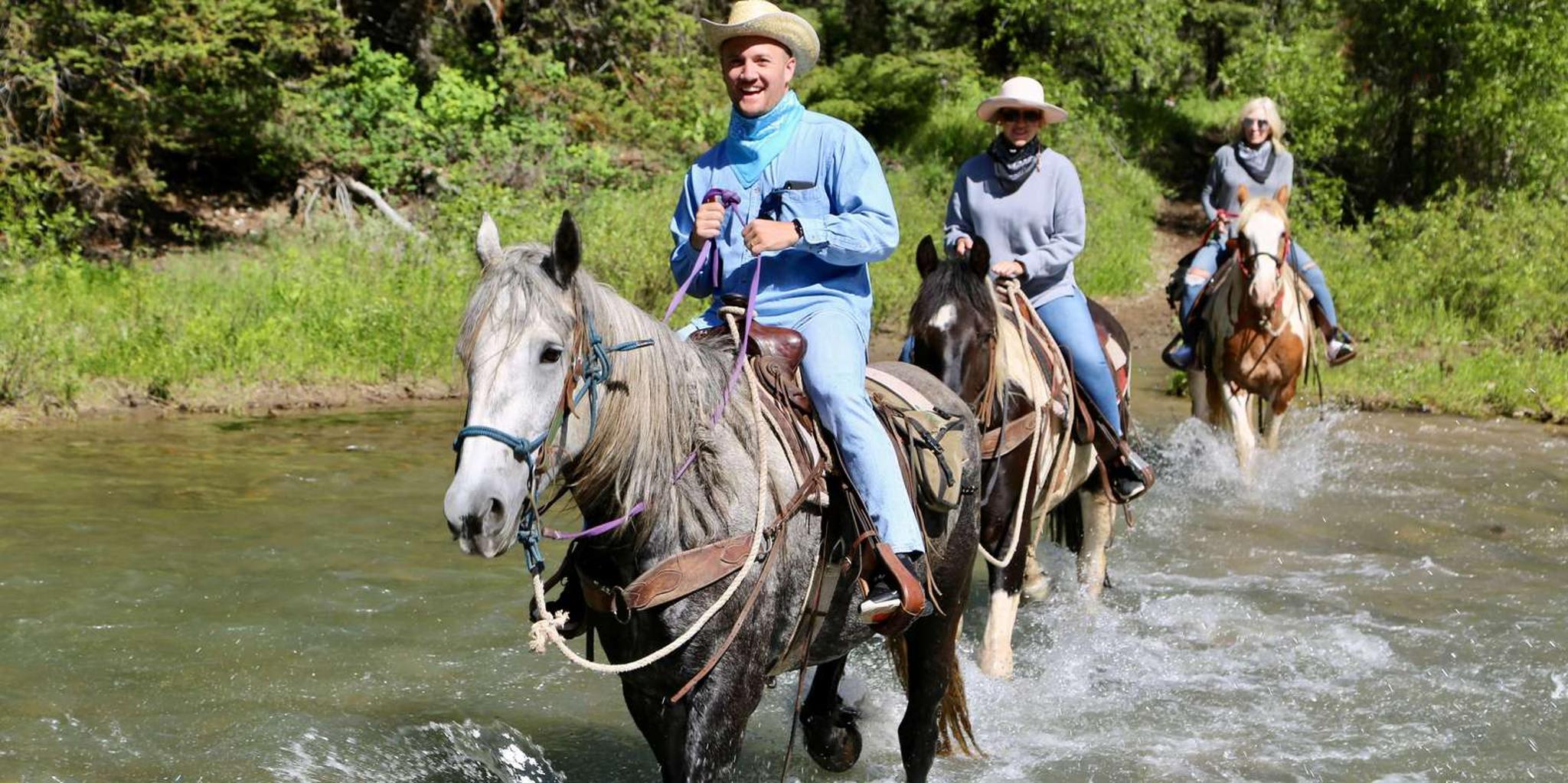 Jackson Horseback Tour with Lunch 4.5 hr - Image 2