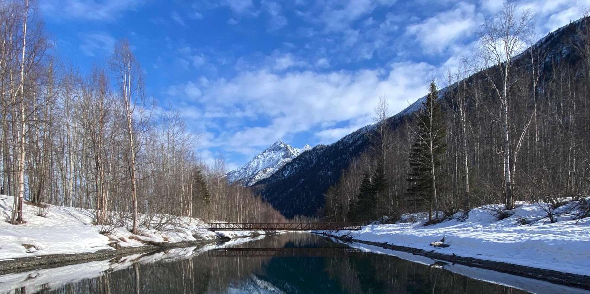 Palmer Kayaking Experience in Cold Weather - Image 4
