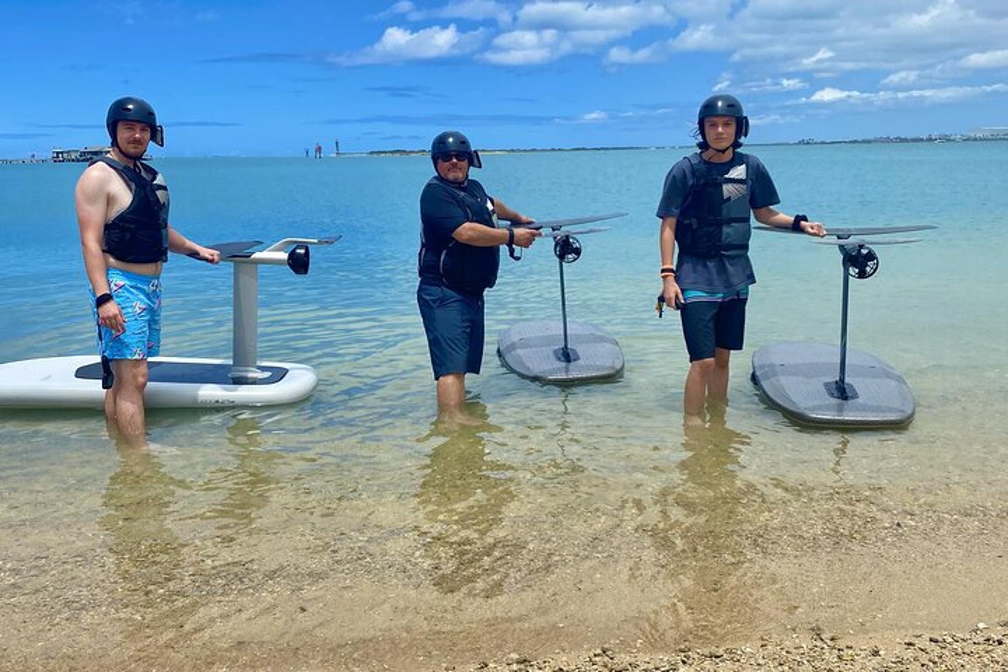 Honolulu Efoil Experience in Ke'ehi Lagoon 2 hr - Image 3