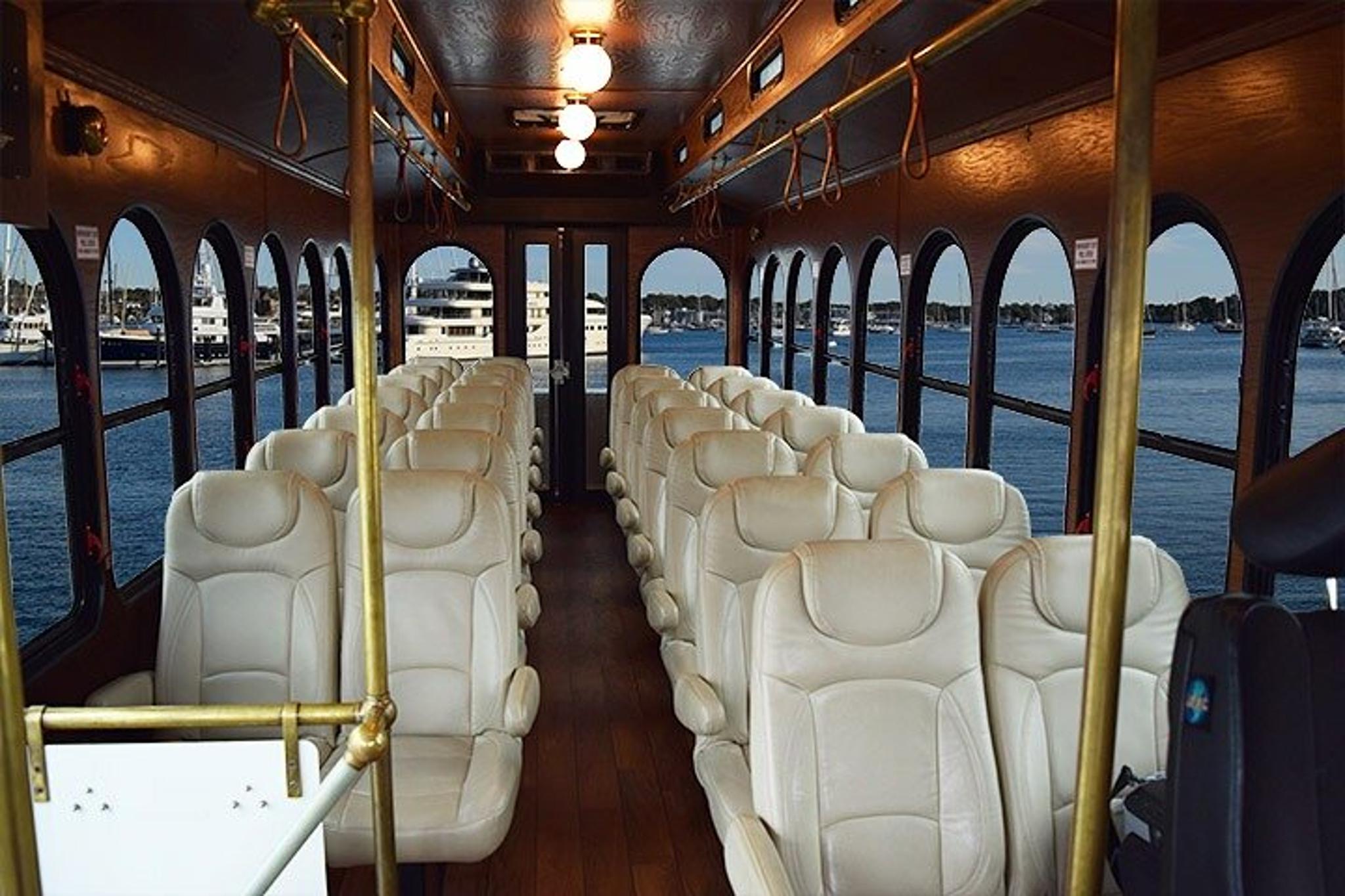 Newport Mansions Scenic Trolley Tour - Image 2