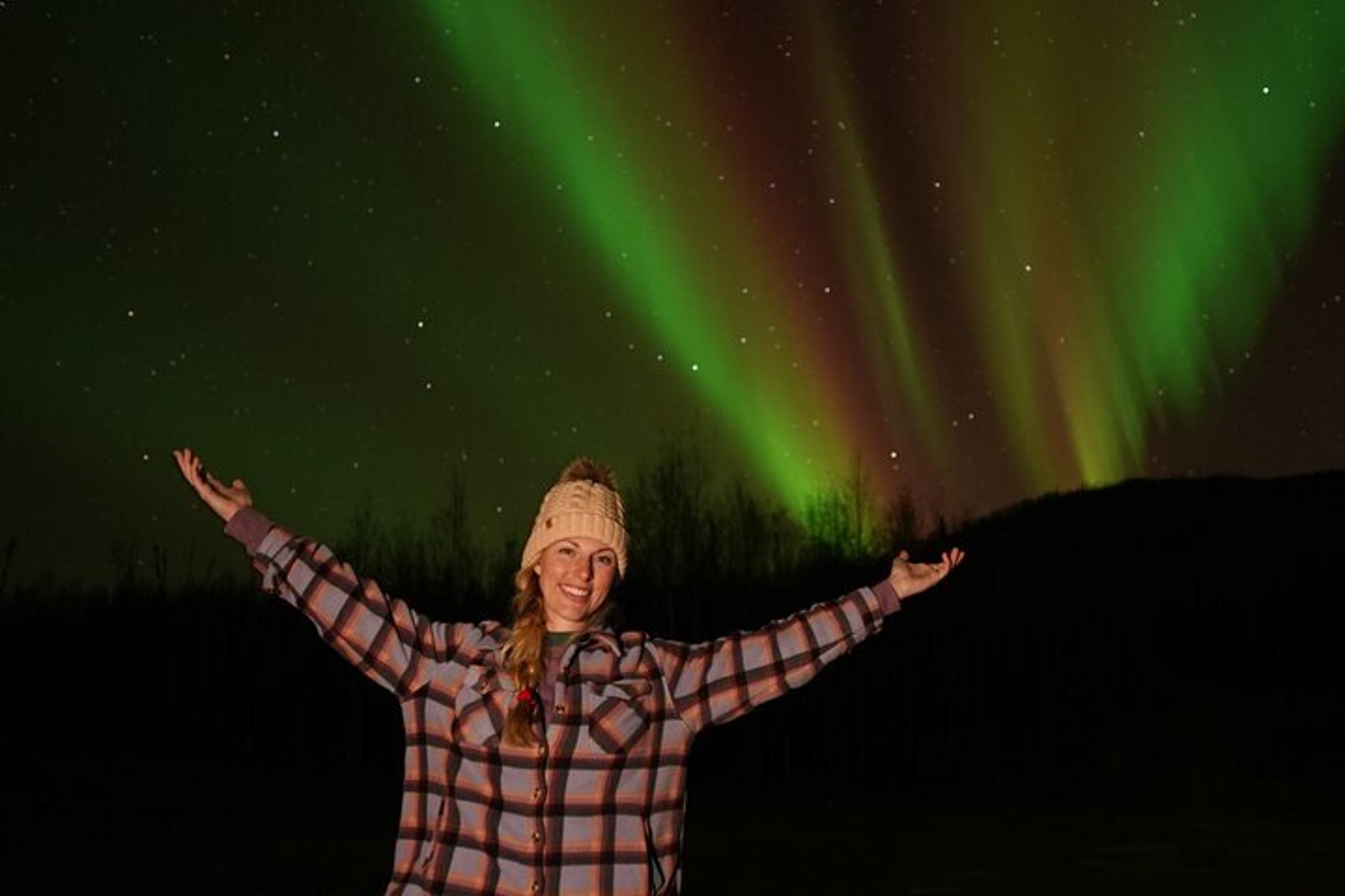 Fairbanks Chena Hot Springs Northern Lights Experience - Image 4