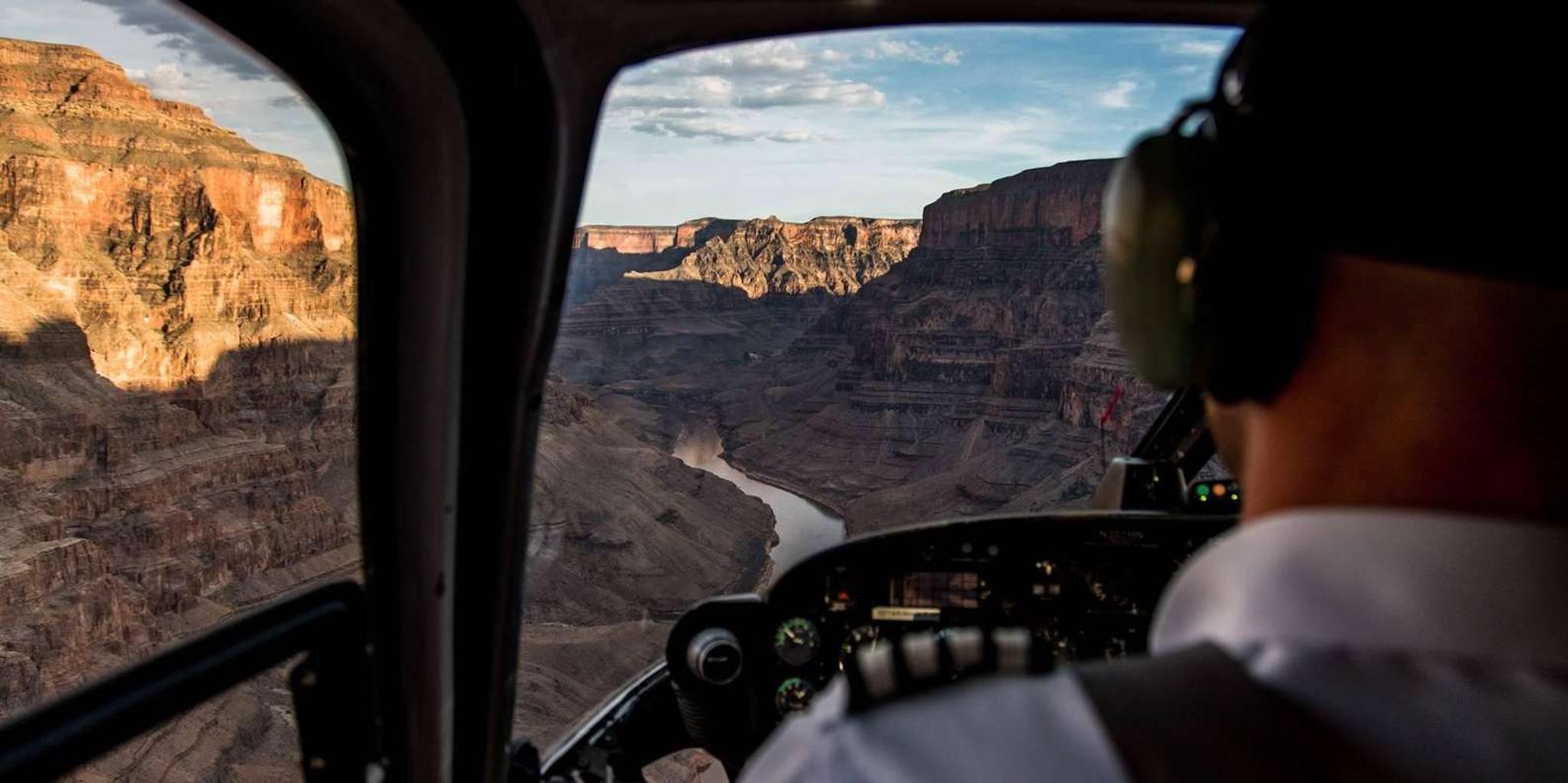 Las Vegas Grand Canyon Helicopter Overnight Ranch - Image 4