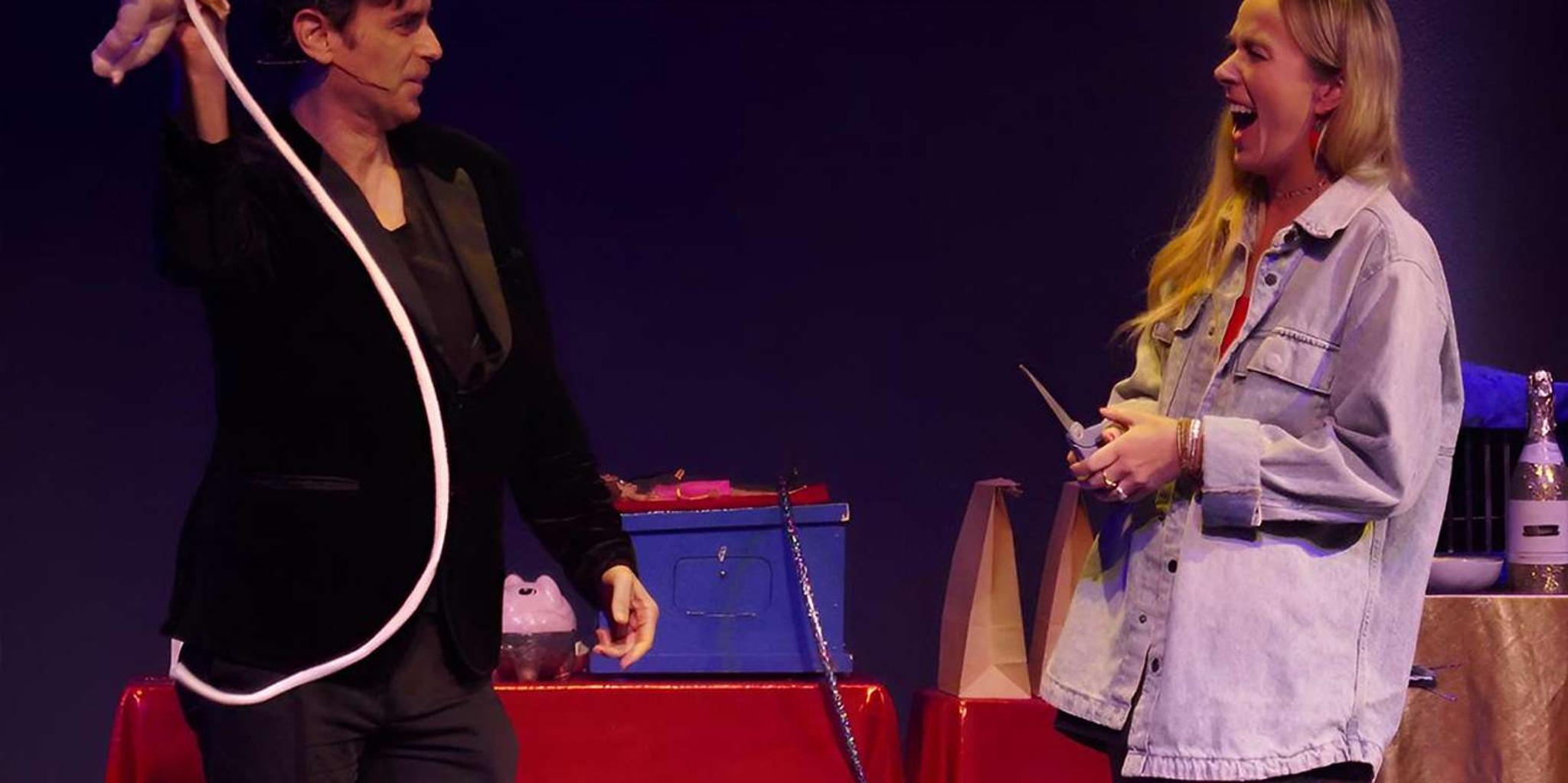 Las Vegas Comedy Magic Show with Lioz - Image 4