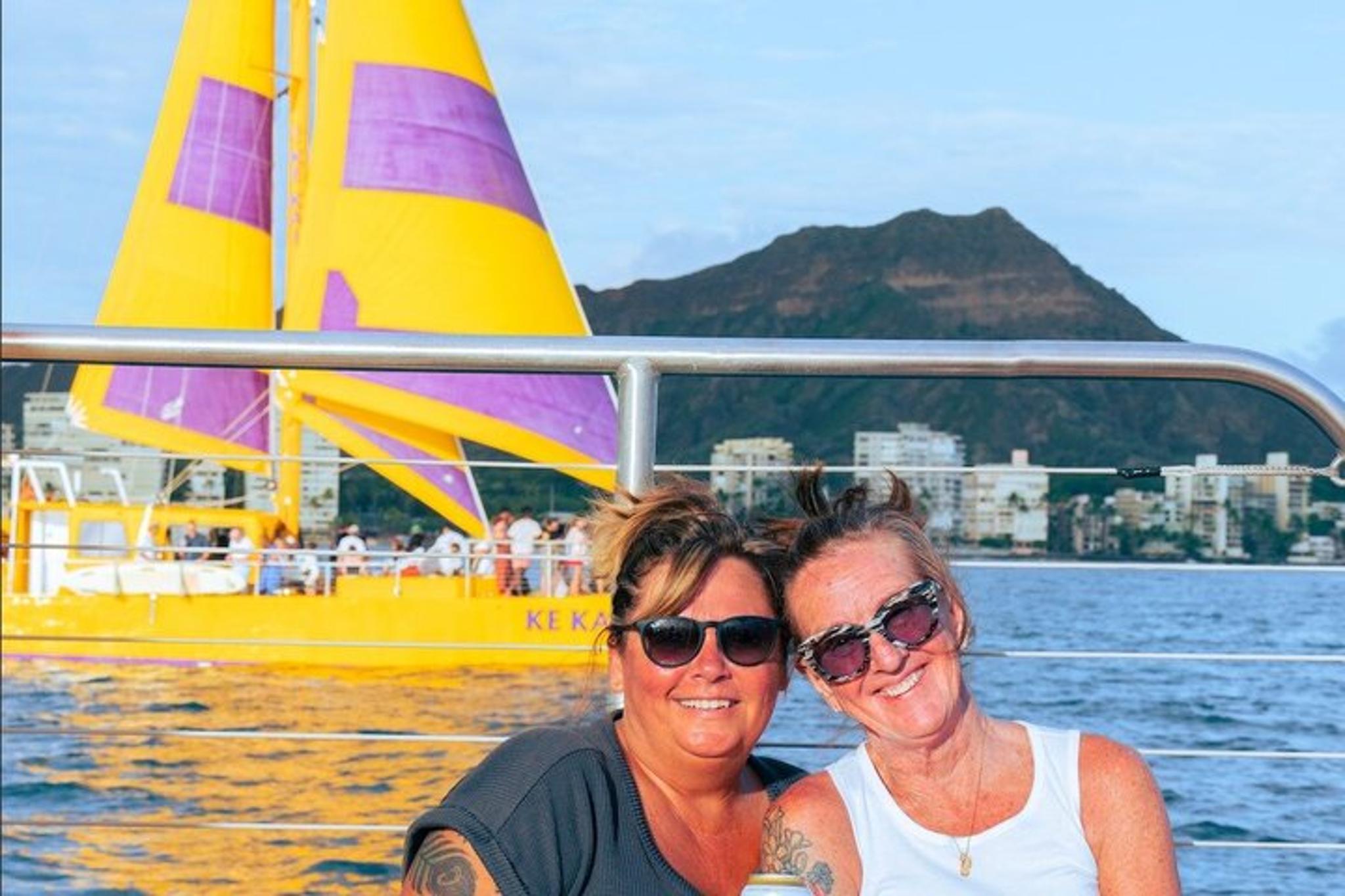Waikiki Beach Sunset Sail on Ke Kai Catamaran - Image 4
