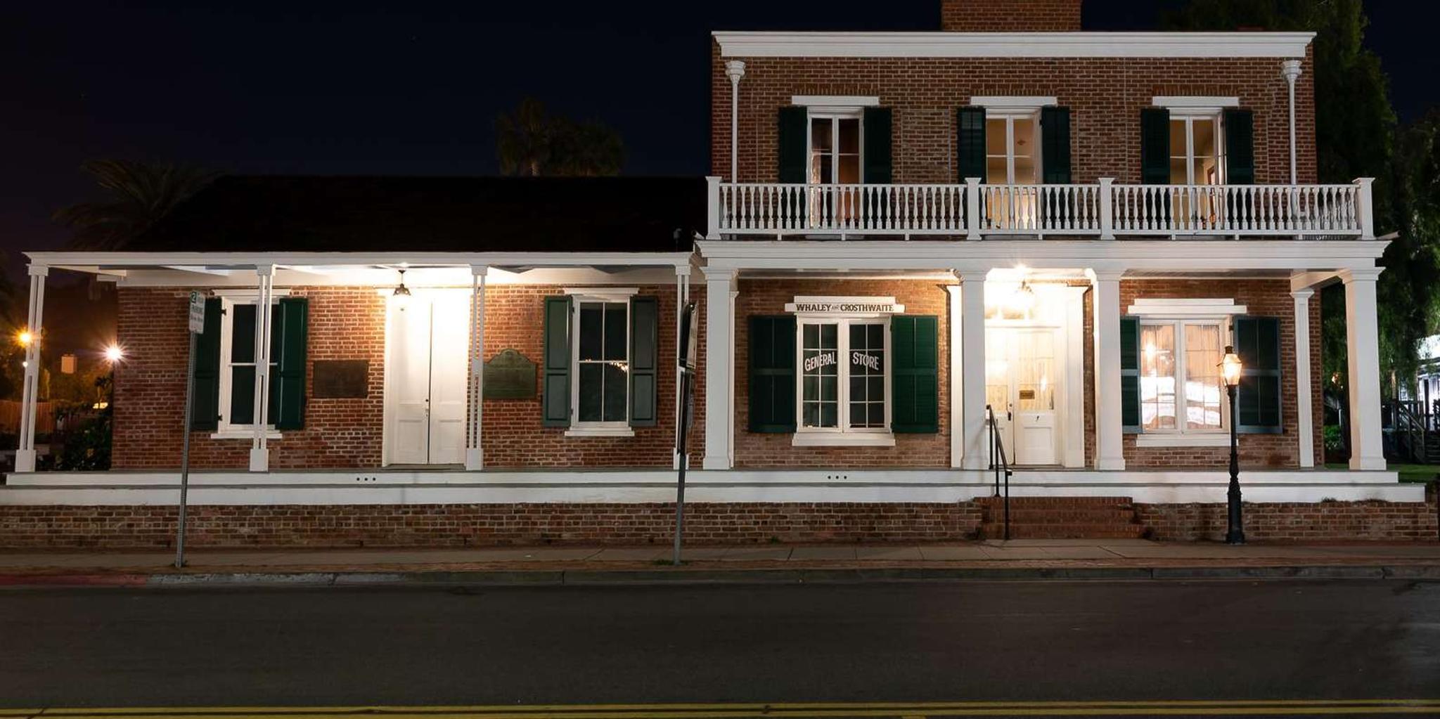 San Diego Gaslamp Ghost Walking Tour - Image 3