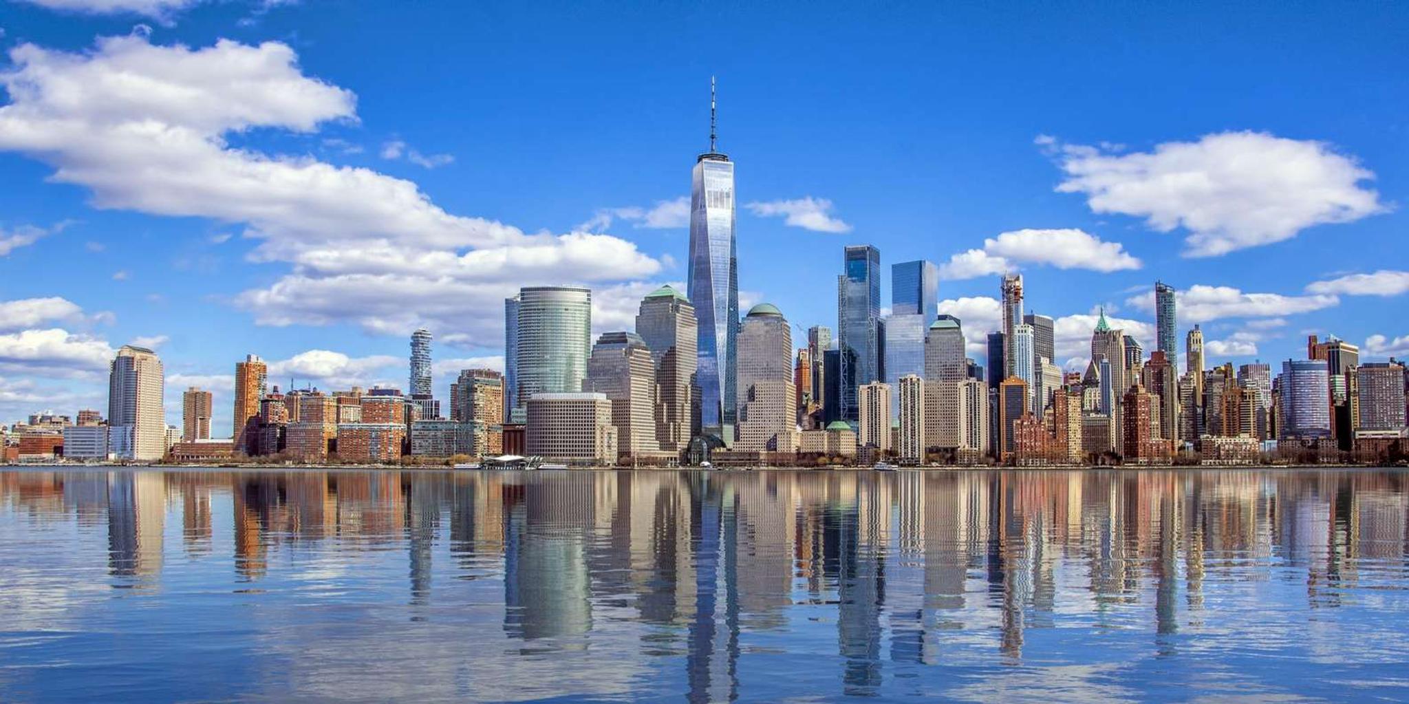 New York City Statue of Liberty and Brooklyn Bridge Cruise - Image 6