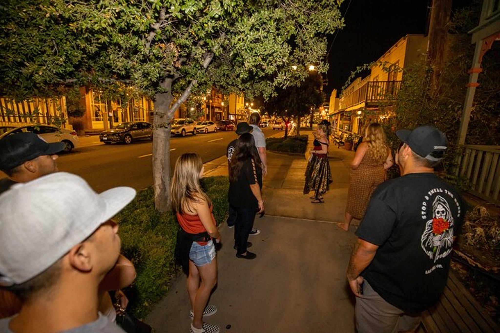 San Diego Ghost Walking Tour with Pub Crawl - Image 4