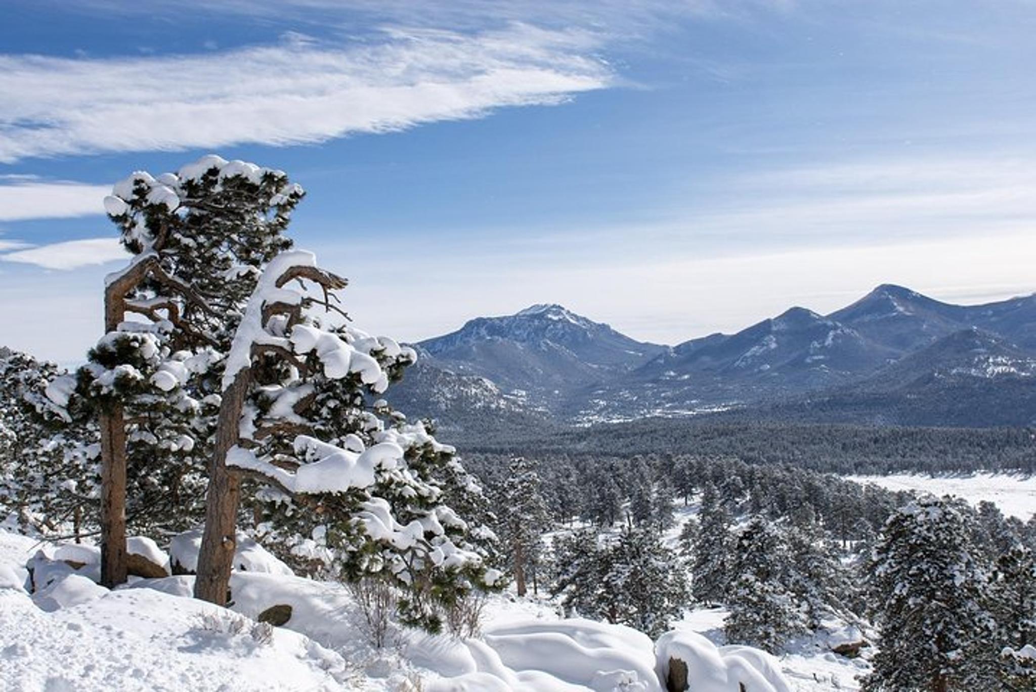 Estes Park Winter Tour in Rocky Mountain National Park