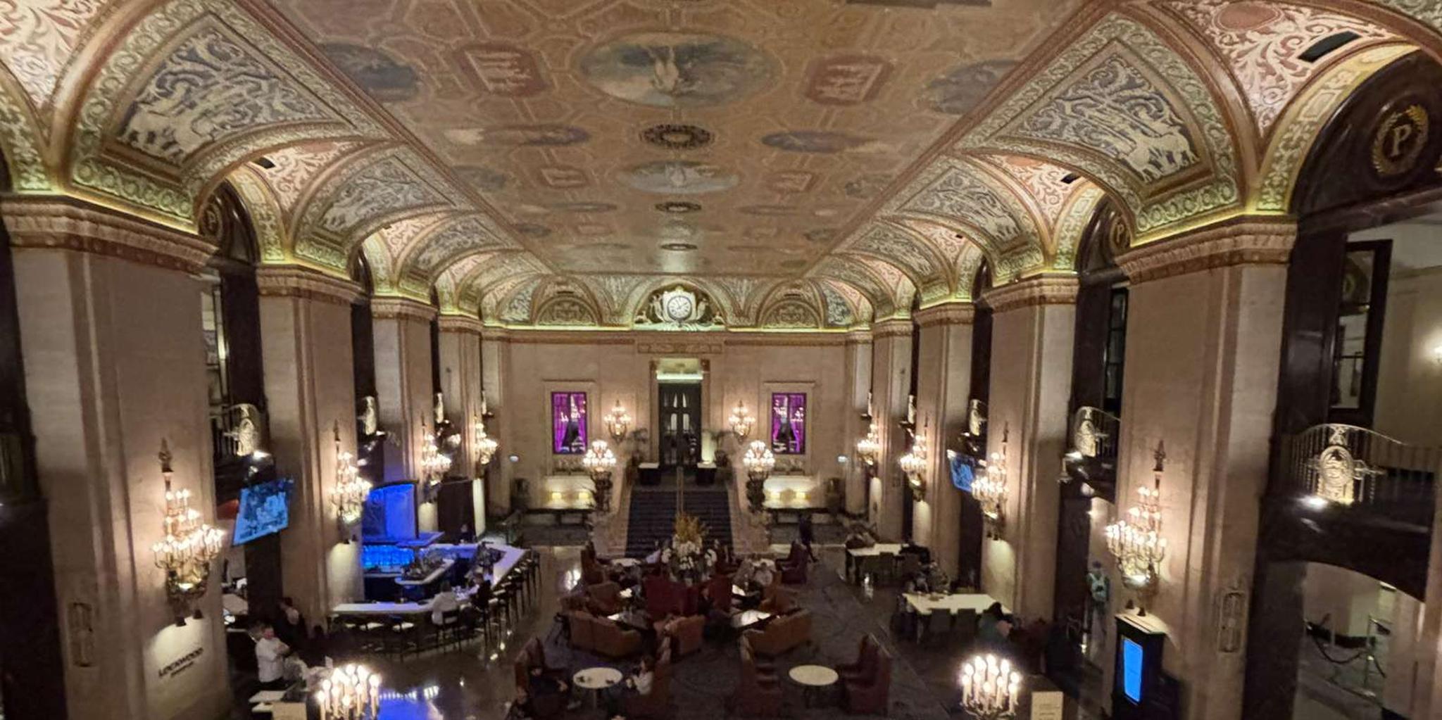 Chicago Architecture and True Crime Tour - Image 2