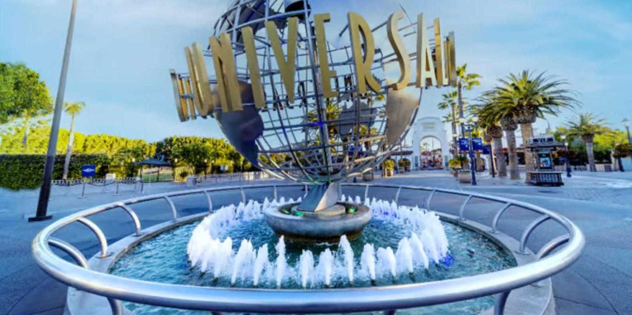 Los Angeles Universal Studios and Hollywood Bus Tour - Image 2