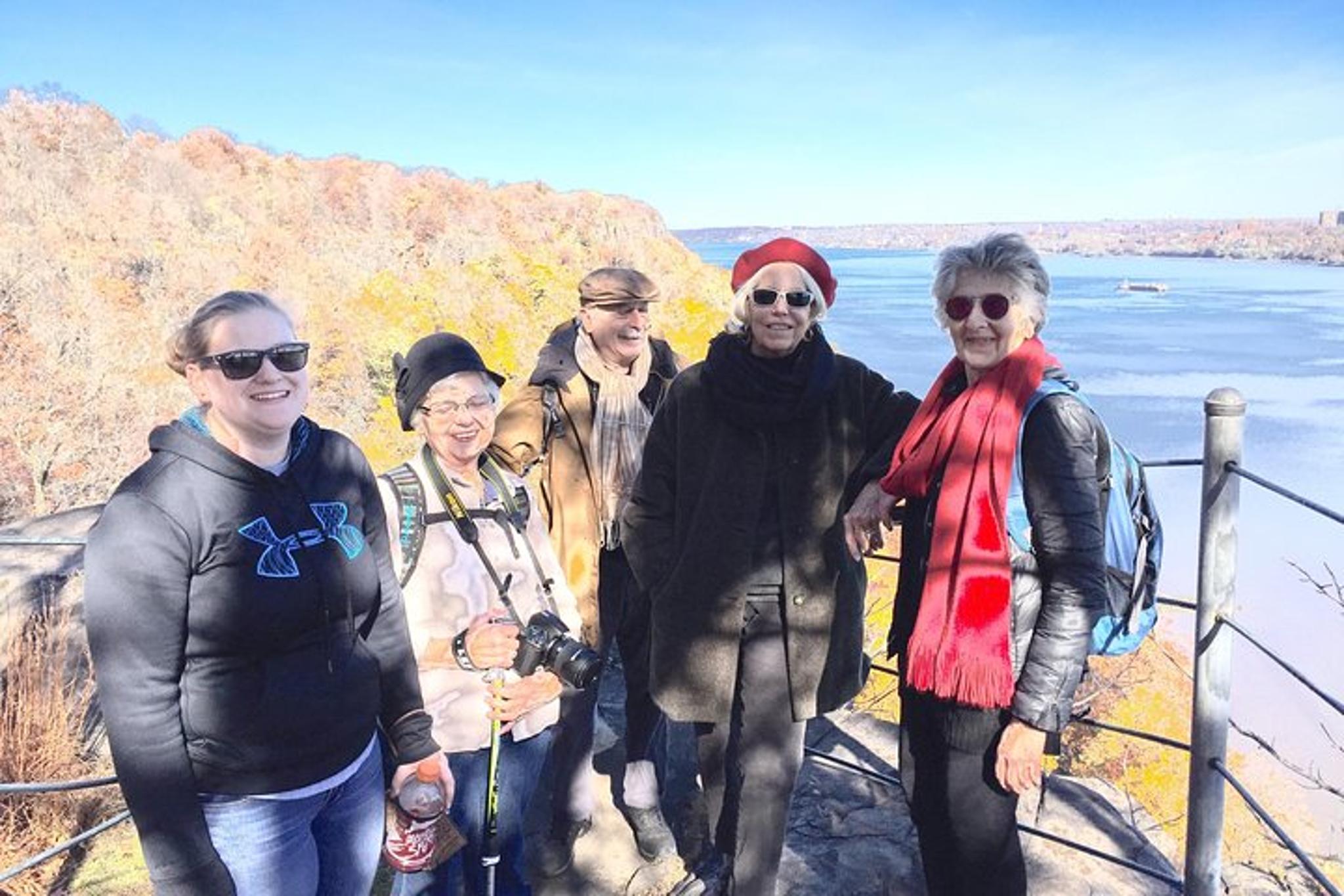 New York George Washington Bridge and Palisades Hike - Image 3